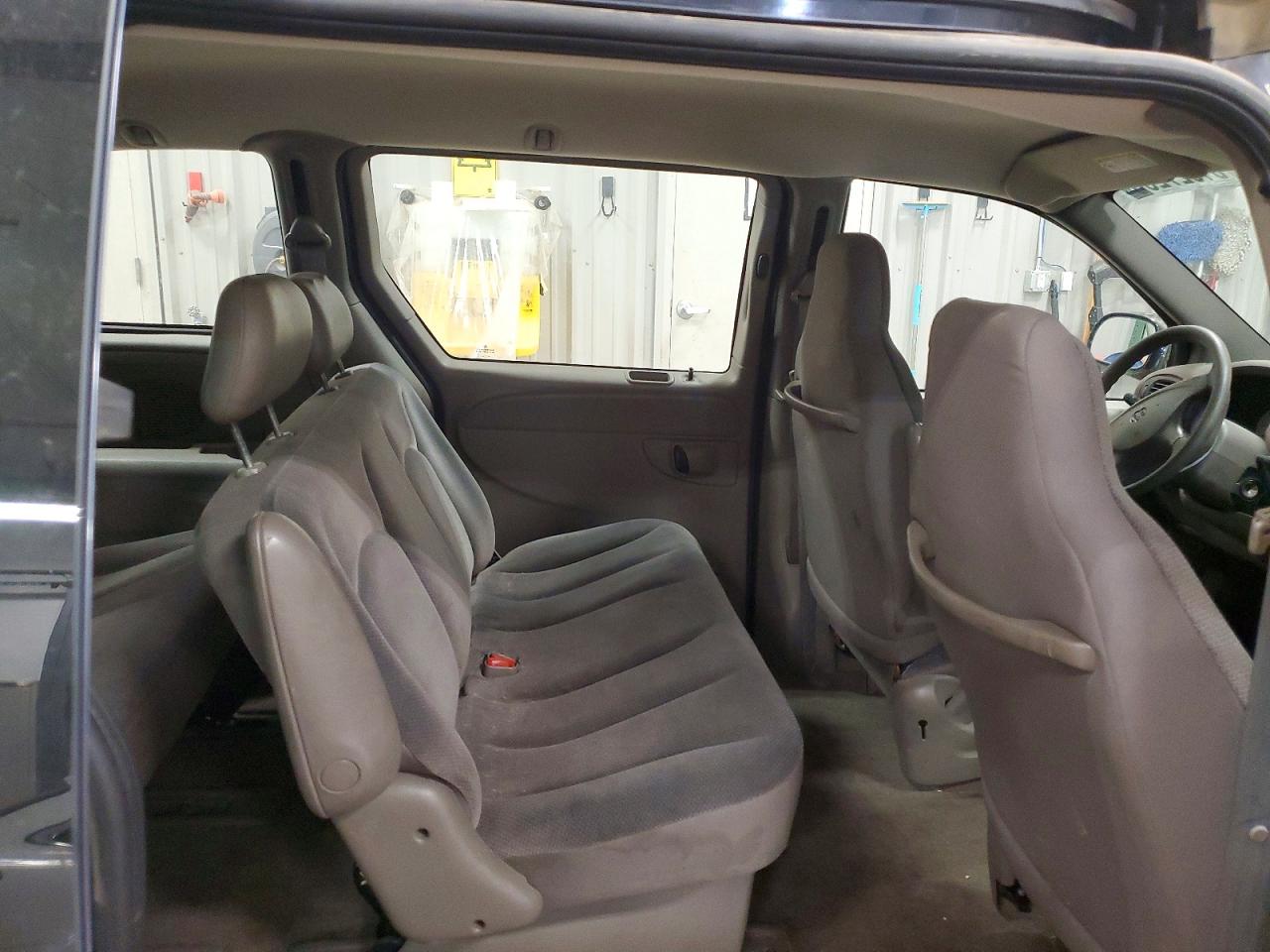 2002 Dodge Caravan Se White vin: 1B4GP25B92B639174