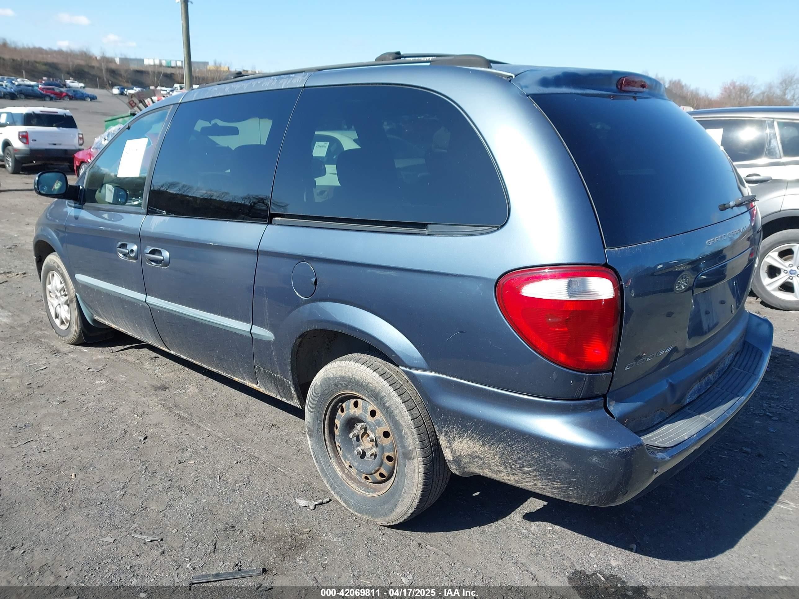 2002 Dodge Grand Caravan Sport Dark Blue vin: 1B4GP44322B525653