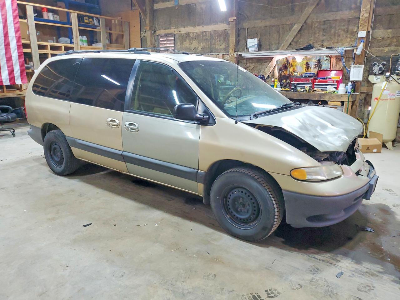 2000 Dodge Grand Caravan Se Gold vin: 1B4GP44G0YB750990