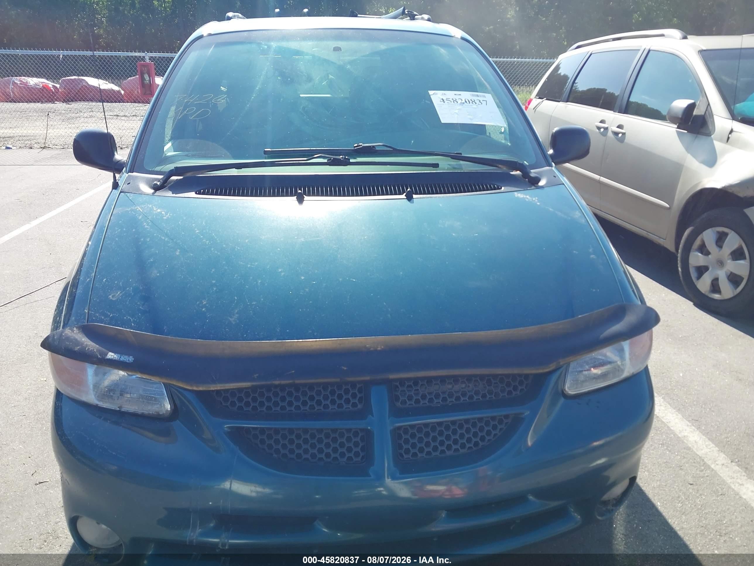 2000 Dodge Grand Caravan Se Зеленый vin: 1B4GP44G1YB589131