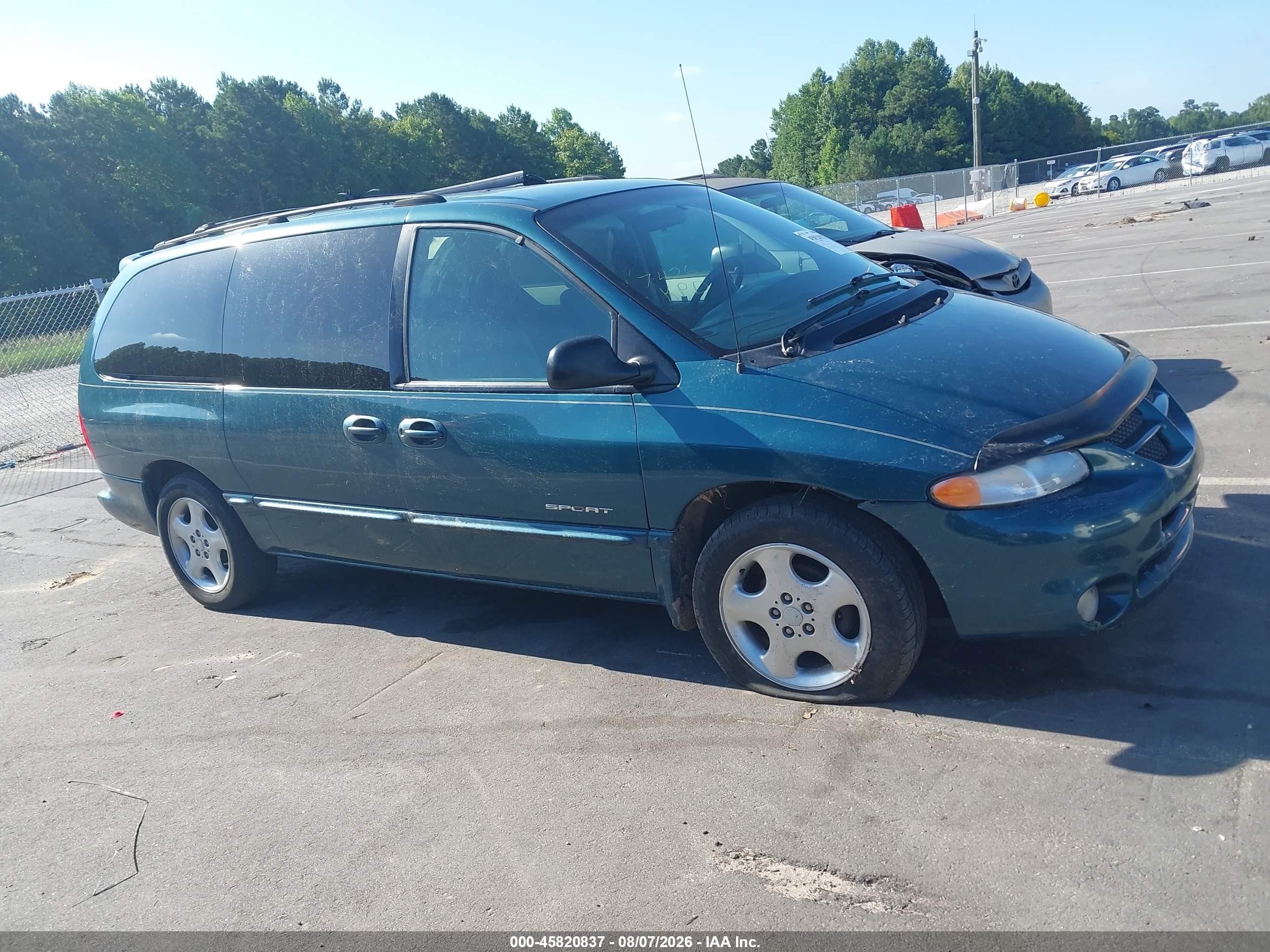 2000 Dodge Grand Caravan Se Зеленый vin: 1B4GP44G1YB589131