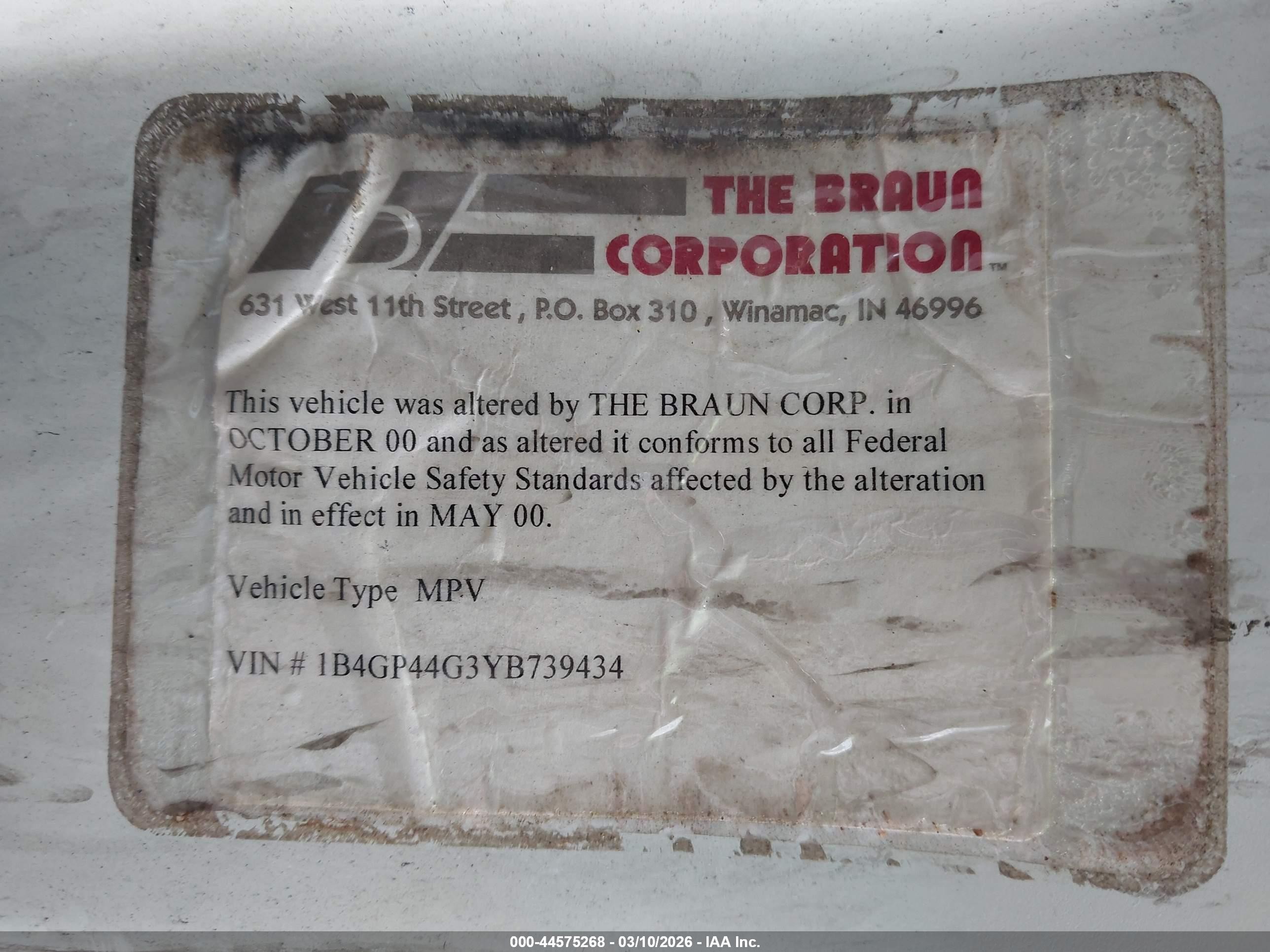 2000 Dodge Grand Caravan Se White vin: 1B4GP44G3YB739434