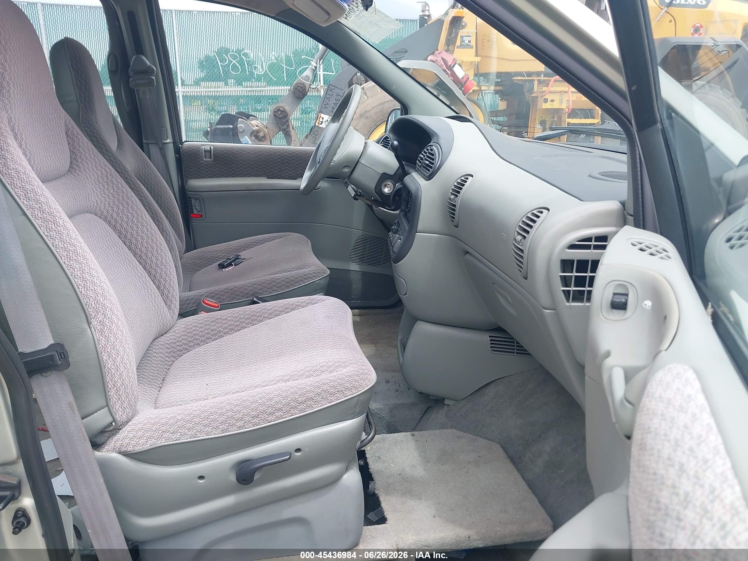 1999 Dodge Grand Caravan Se Gray vin: 1B4GP44G4XB915700