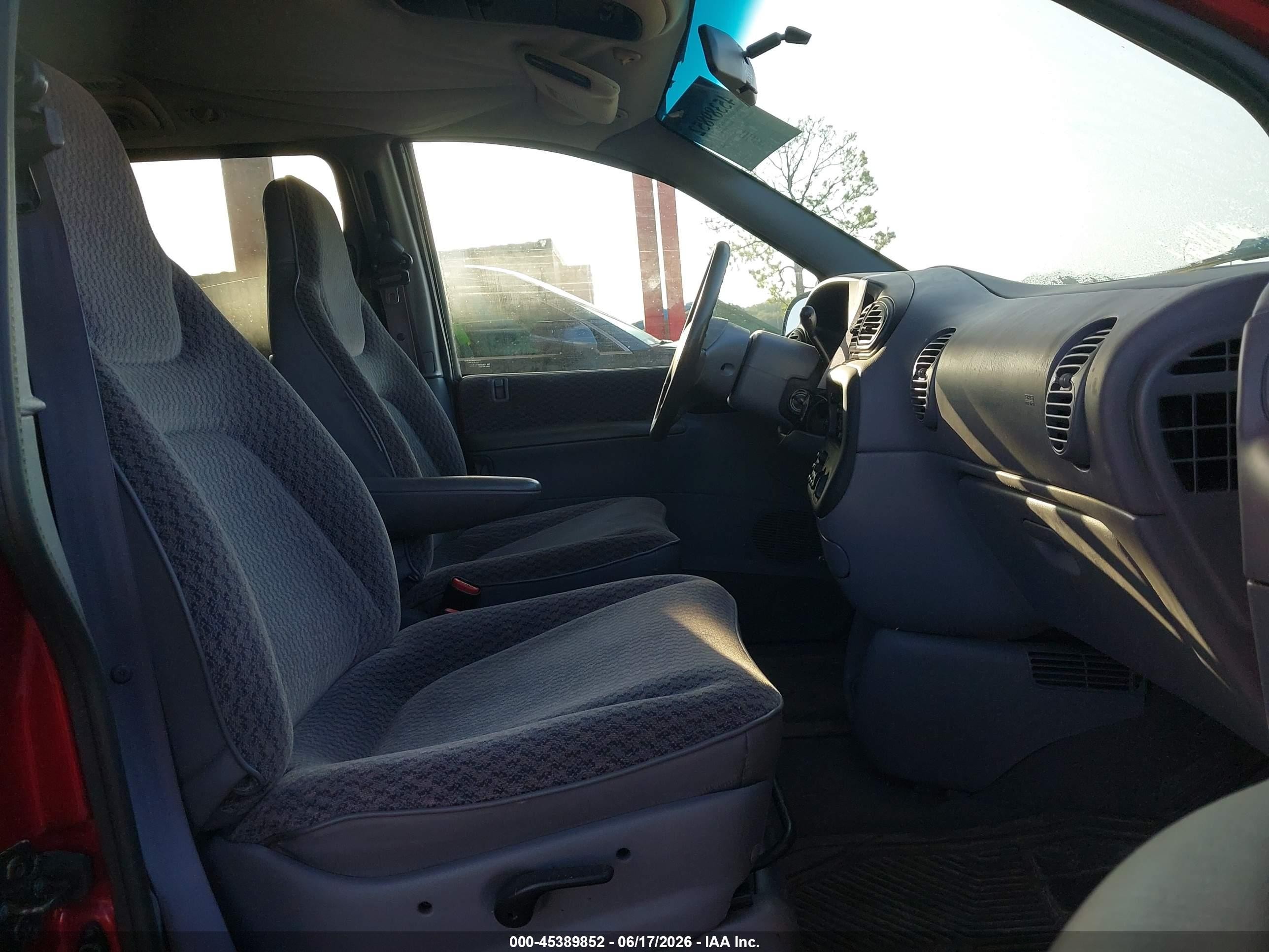 1999 Dodge Grand Caravan Se Red vin: 1B4GP44G5XB821289