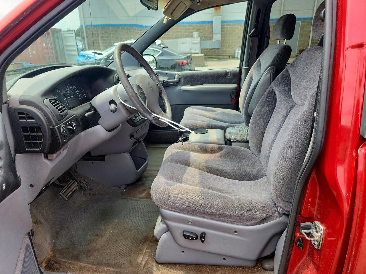 2000 Dodge Grand Caravan Se Burgundy vin: 1B4GP44G6YB587729