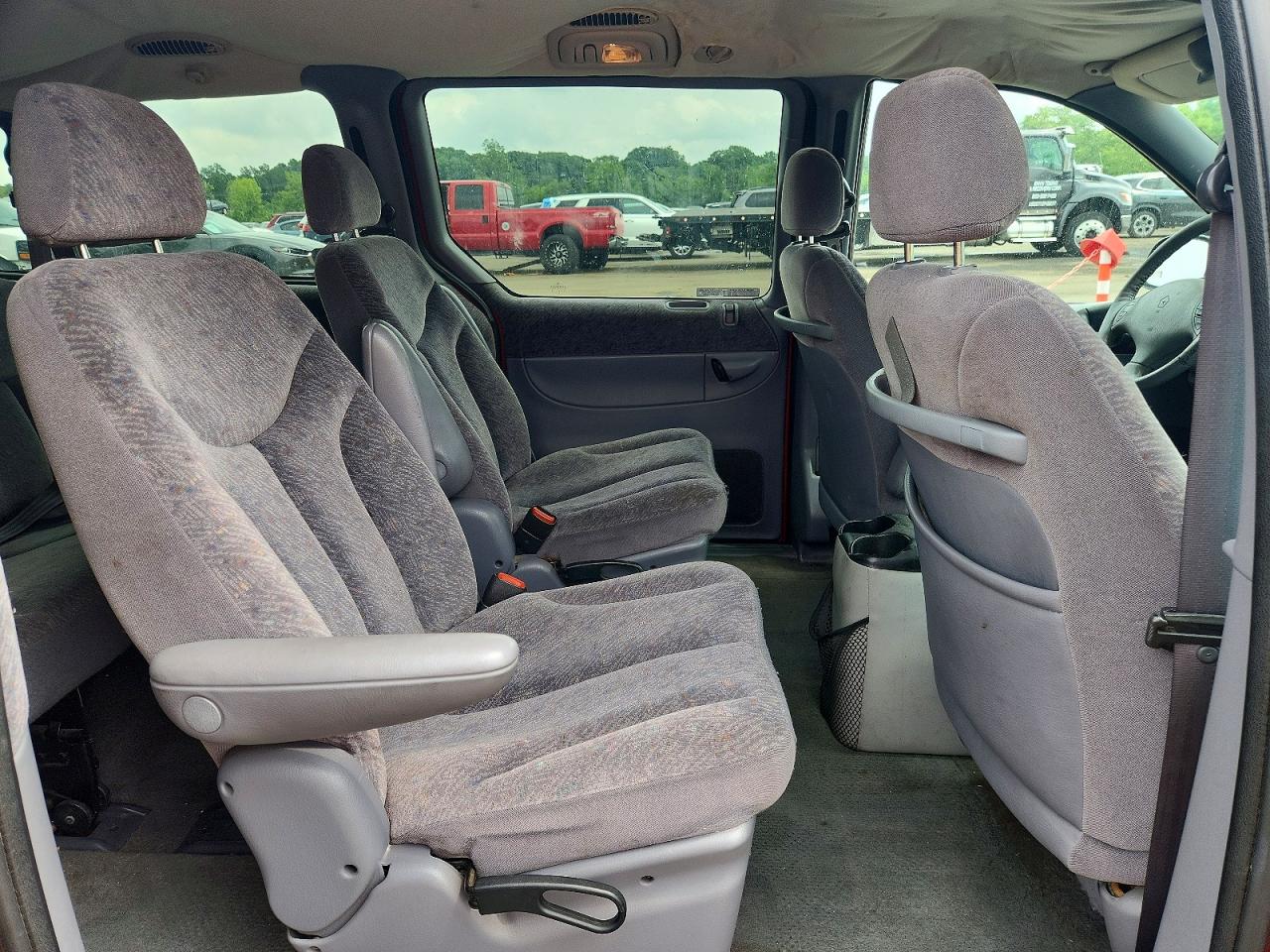 2000 Dodge Grand Caravan Se Burgundy vin: 1B4GP44G6YB587729
