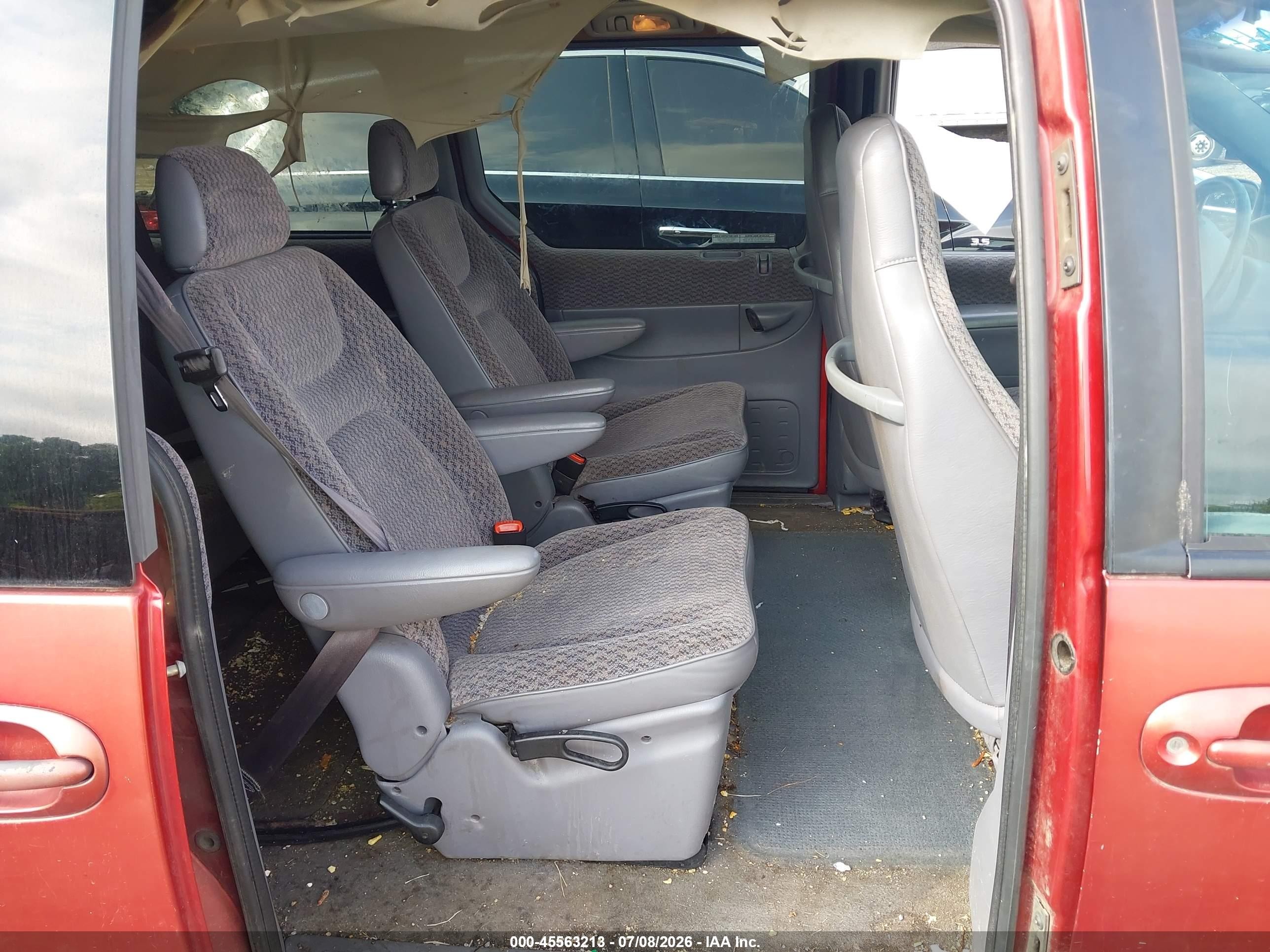 2000 Dodge Grand Caravan Se Red vin: 1B4GP44G7YB724306