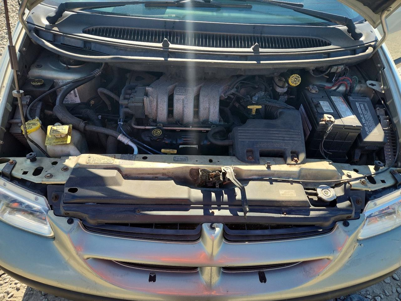 2000 Dodge Grand Caravan Se Tan vin: 1B4GP44G7YB766796