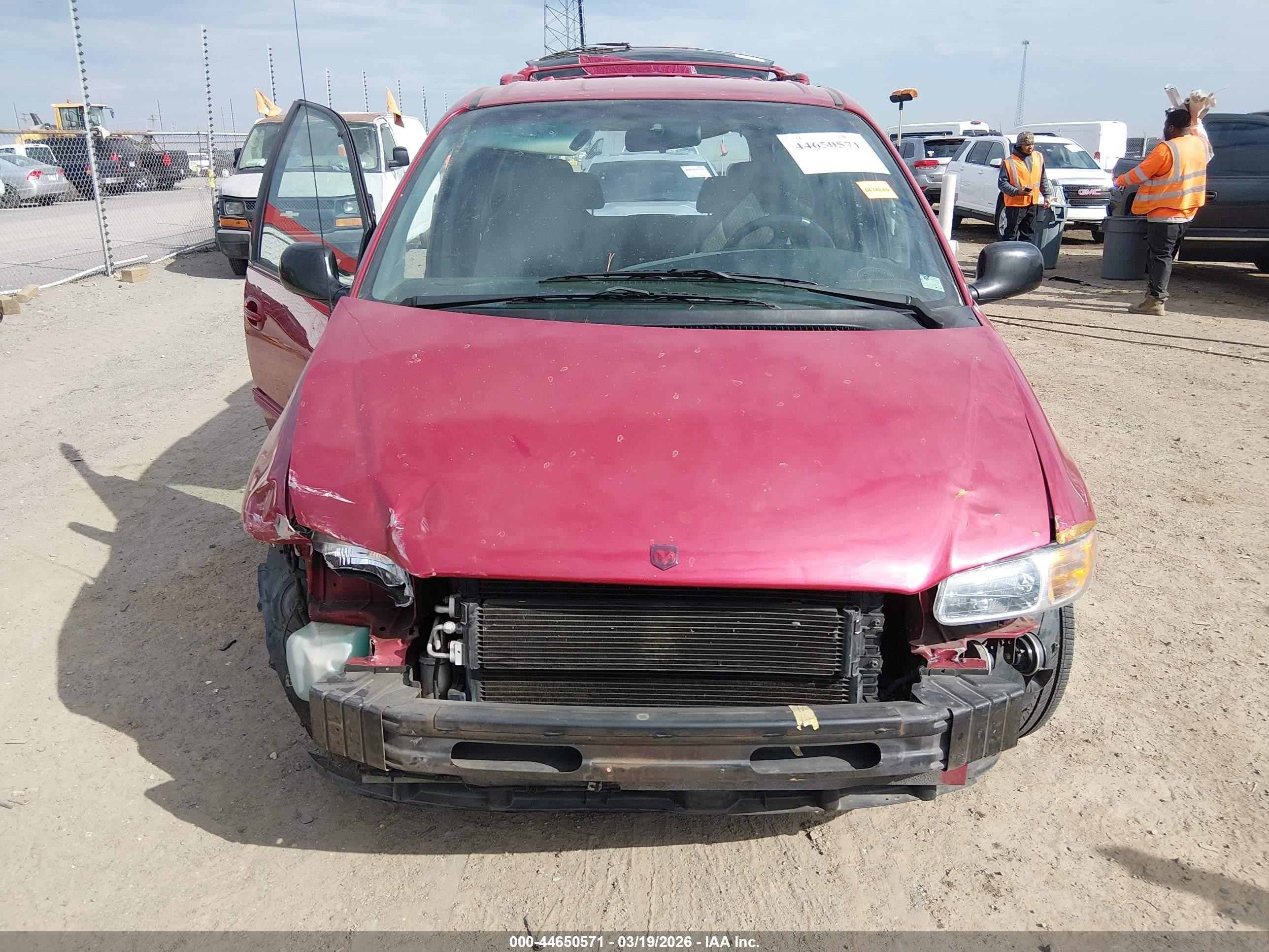 1998 Dodge Grand Caravan Se Темно-бордовый vin: 1B4GP44G8WB506341