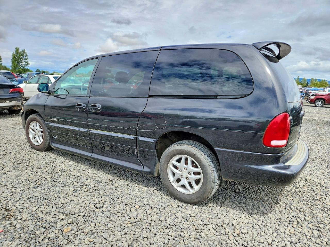 2000 Dodge Grand Caravan Se Black vin: 1B4GP44G9YB770171