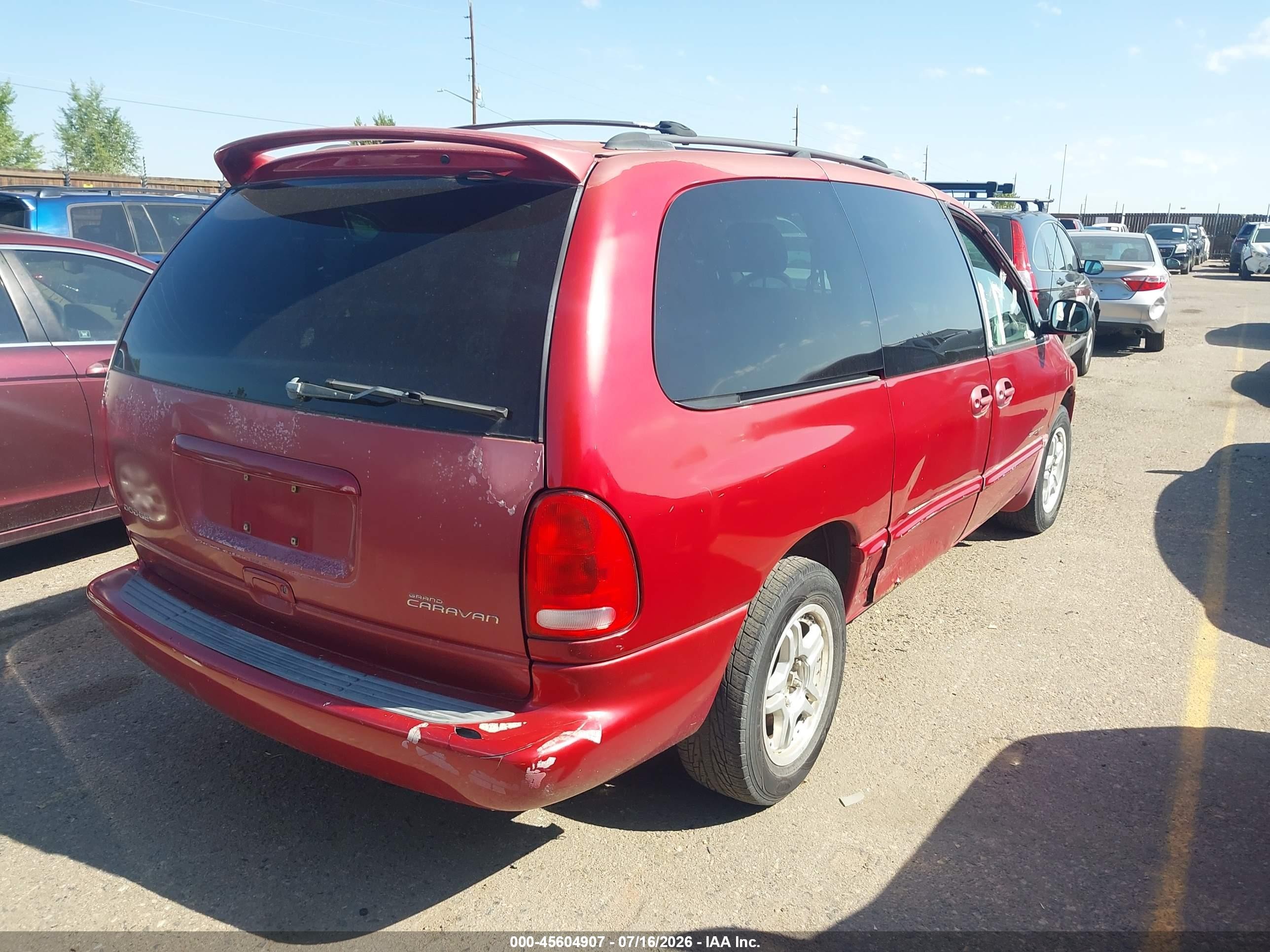 1999 Dodge Grand Caravan Se Red vin: 1B4GP44GXXB584962