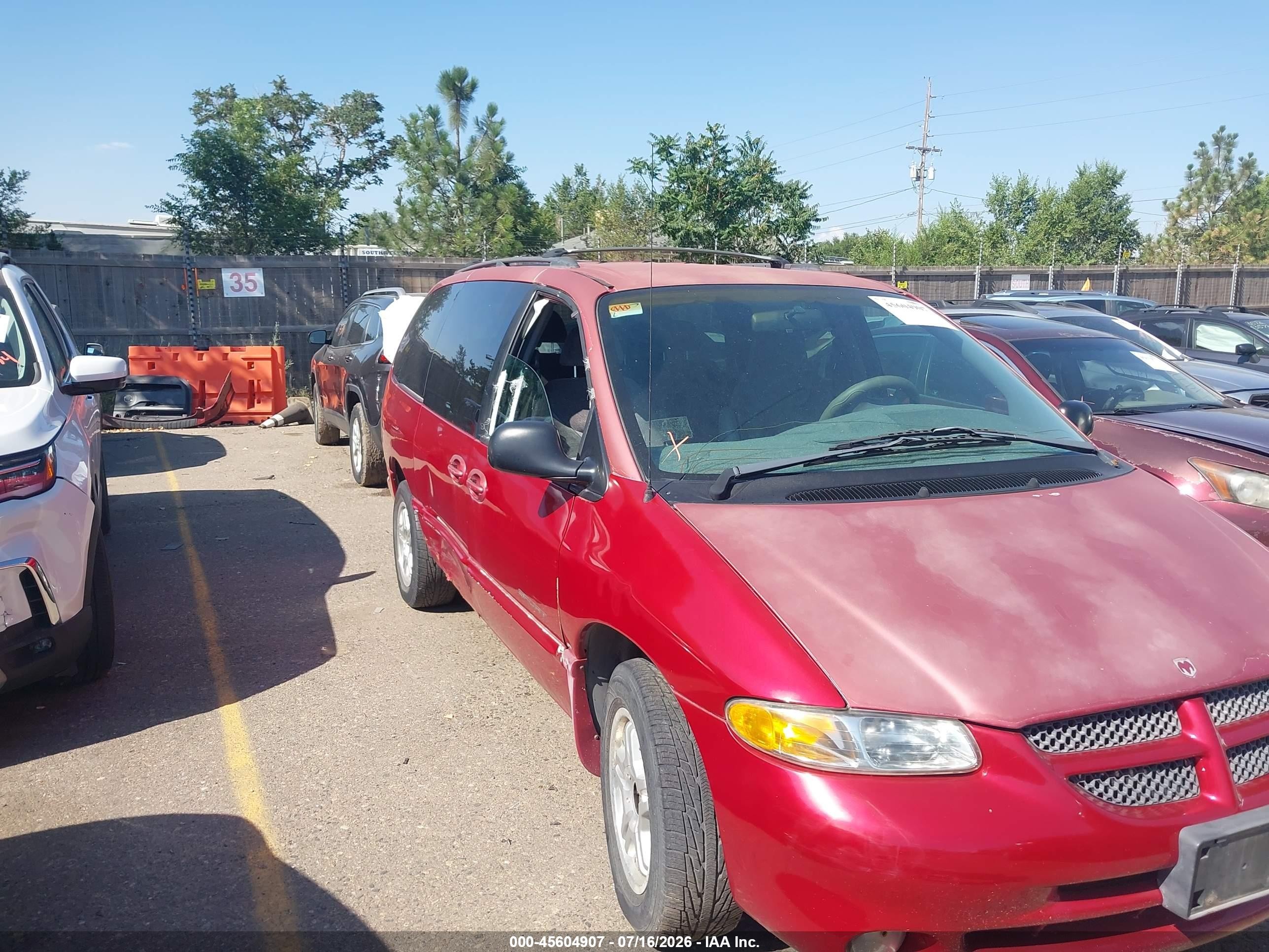 1999 Dodge Grand Caravan Se Red vin: 1B4GP44GXXB584962