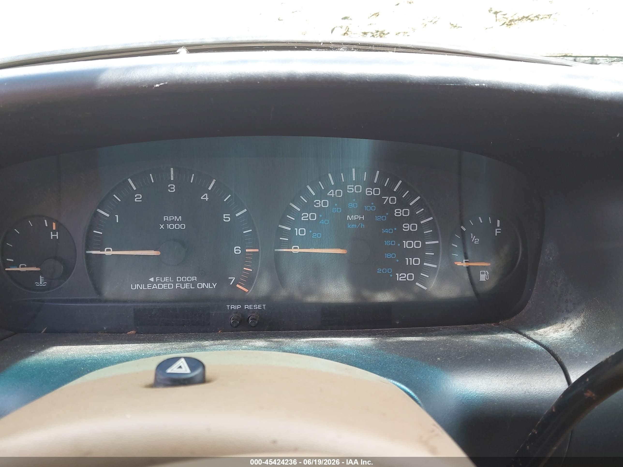 2000 Dodge Grand Caravan Se Gold vin: 1B4GP44GXYB636849