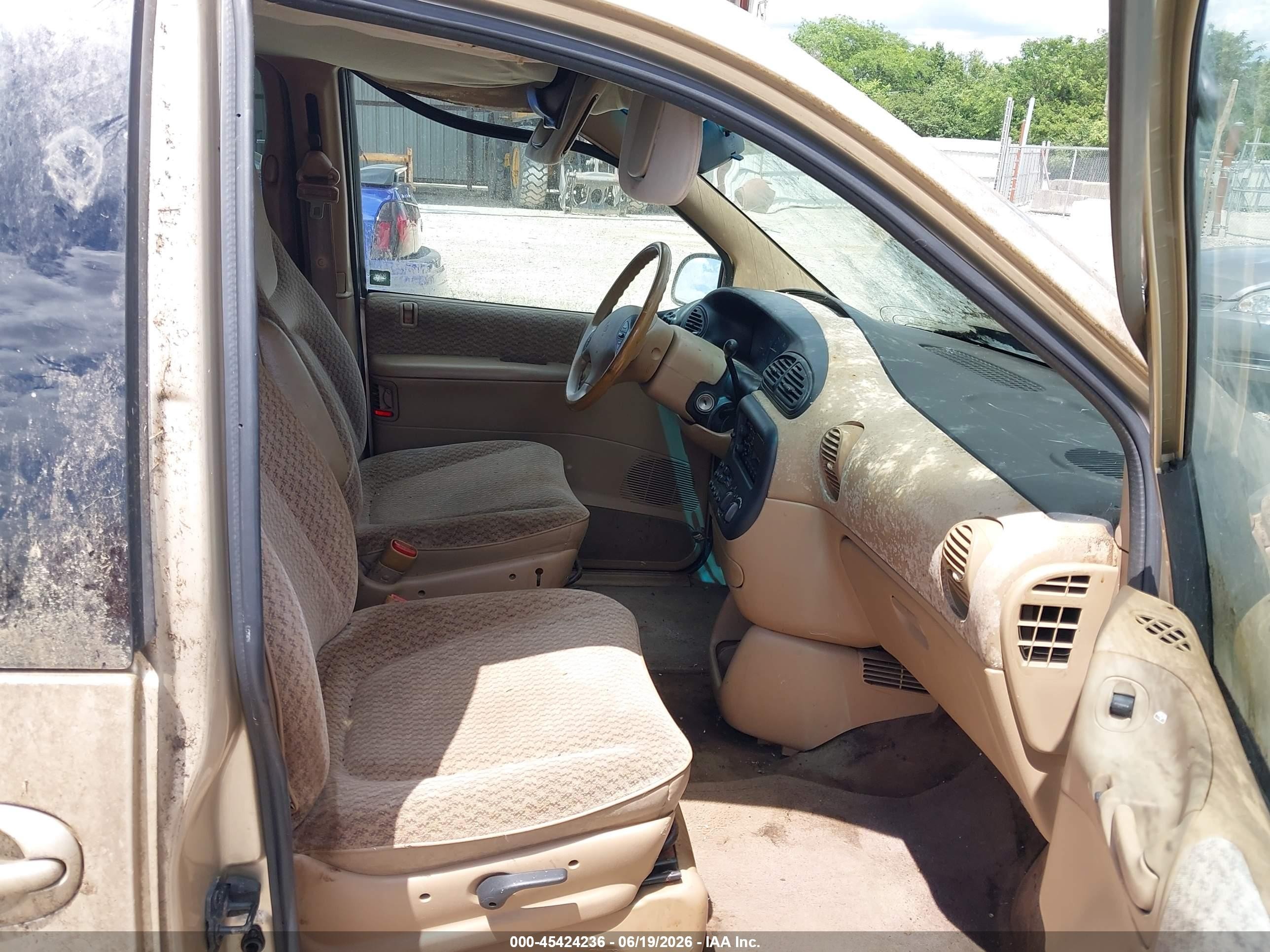 2000 Dodge Grand Caravan Se Gold vin: 1B4GP44GXYB636849