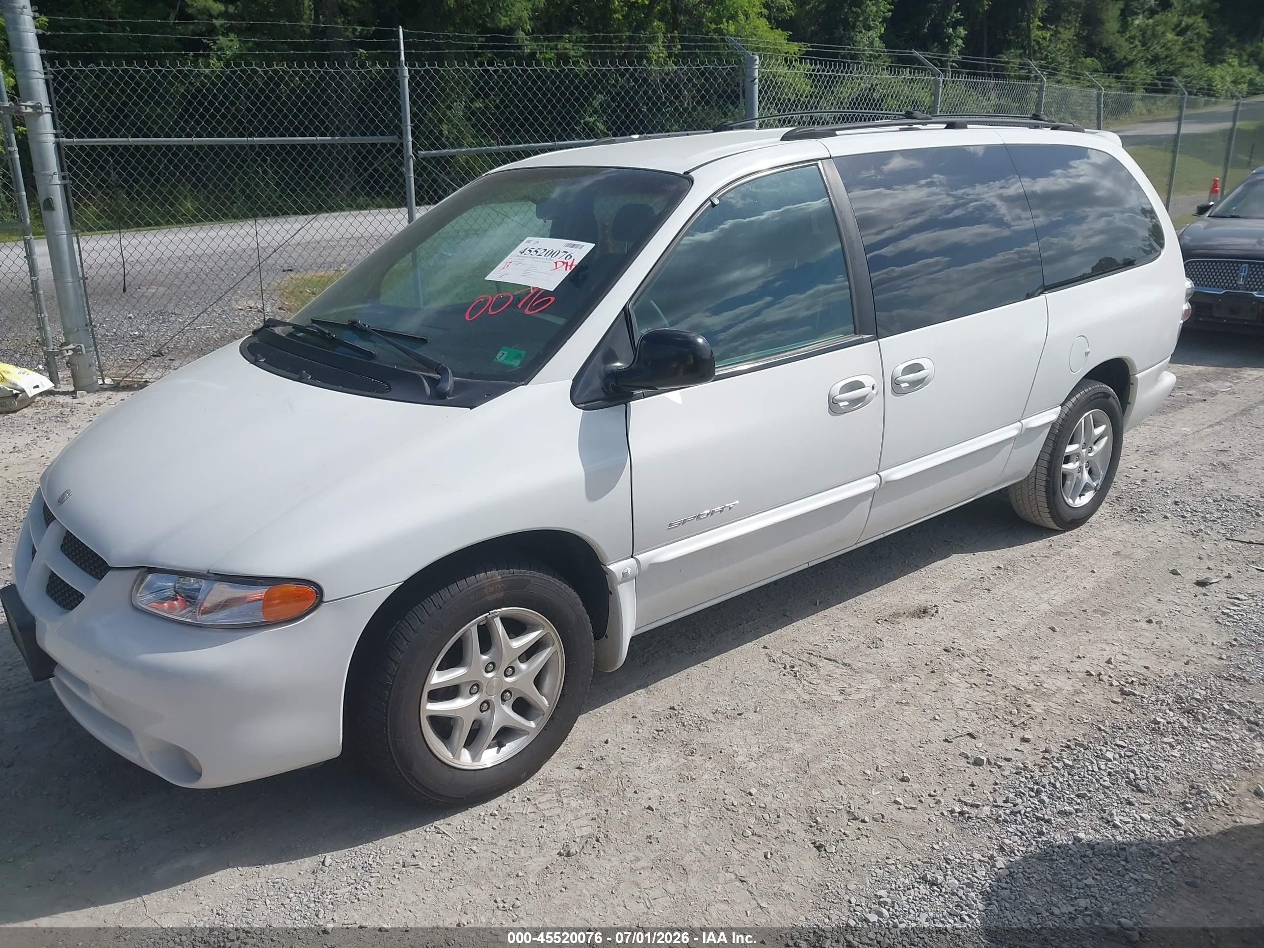 1999 Dodge Grand Caravan Se Белый vin: 1B4GP44L4XB839831