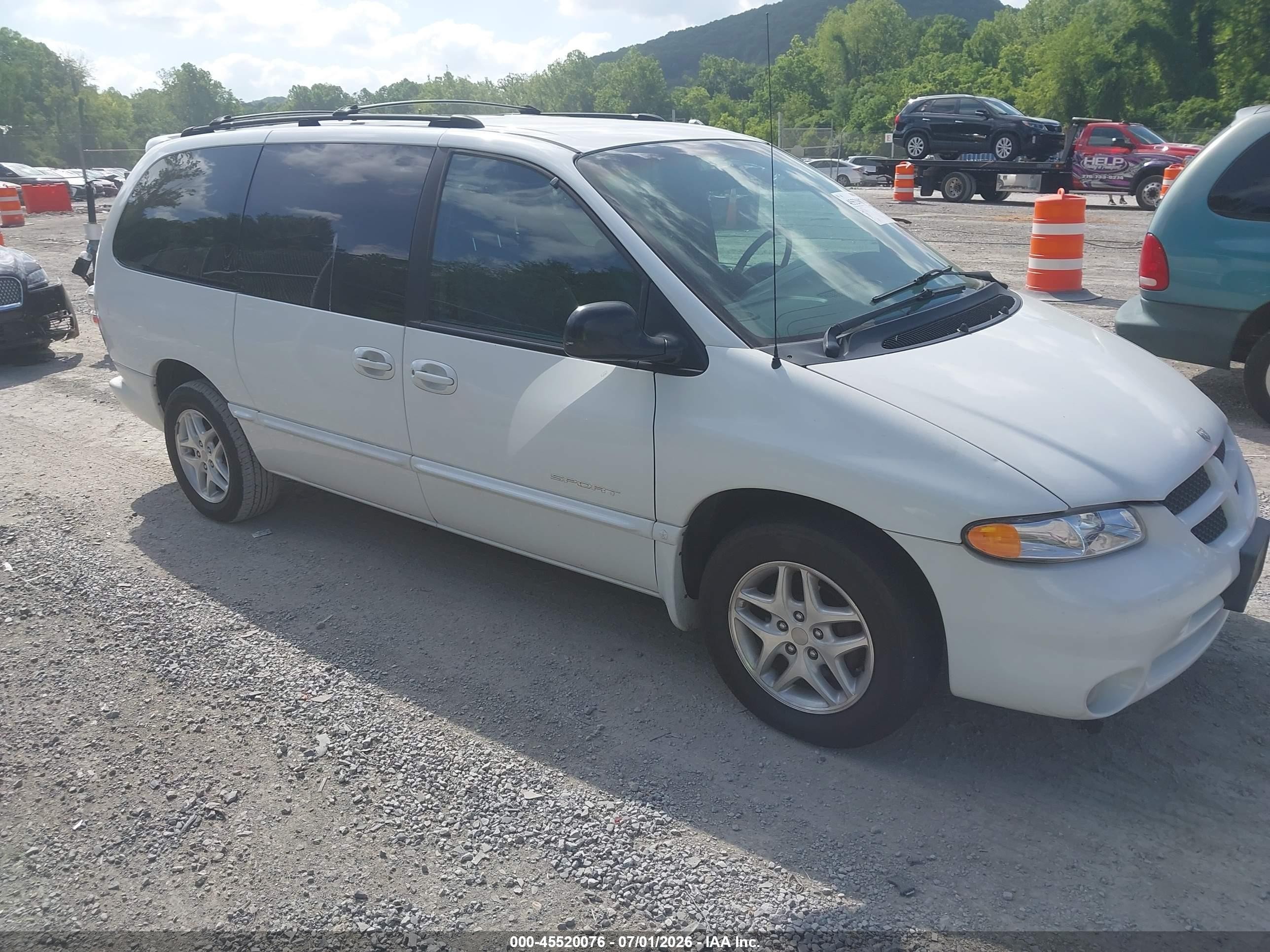 1999 Dodge Grand Caravan Se White vin: 1B4GP44L4XB839831