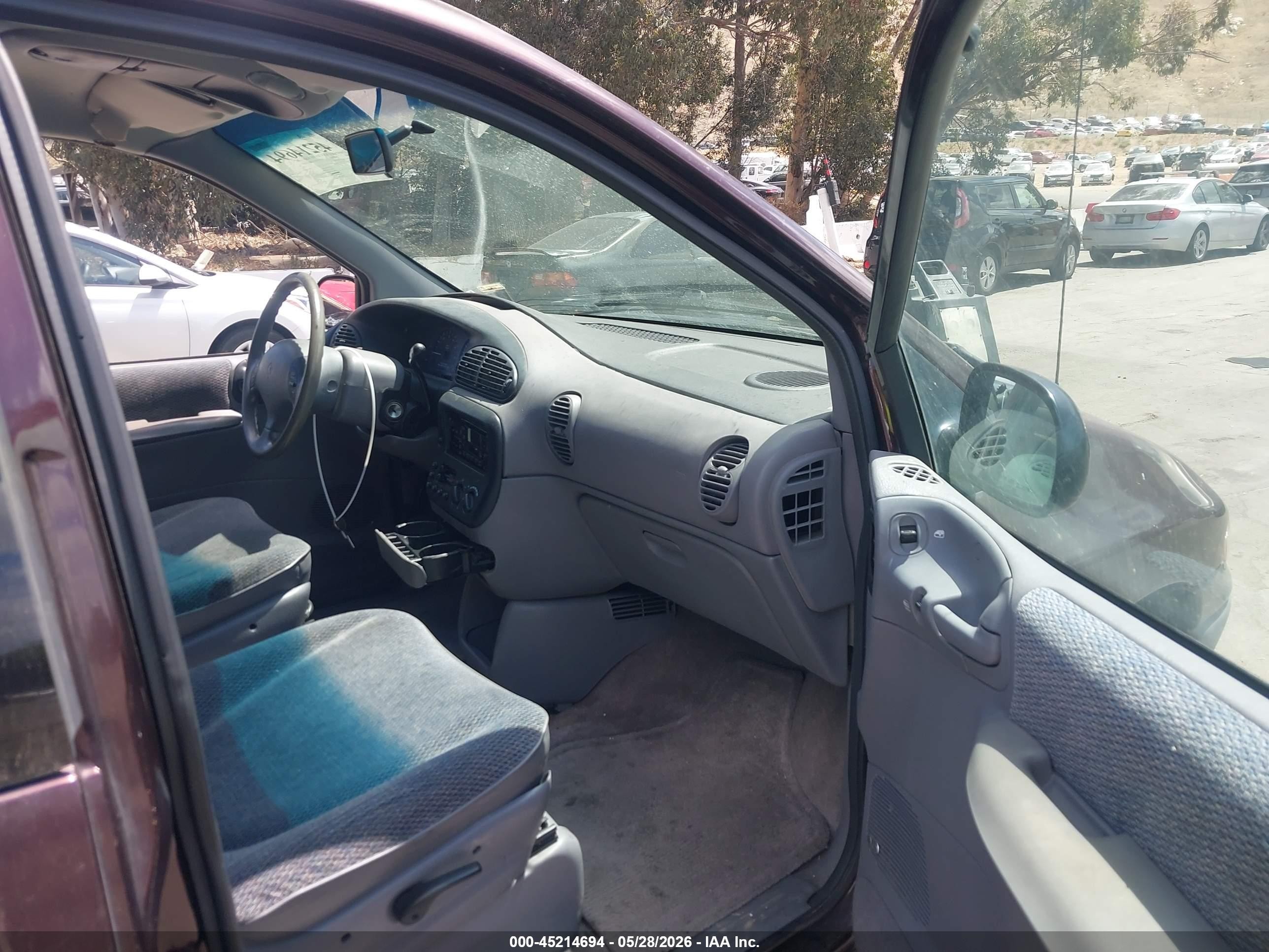 1997 Dodge Grand Caravan Se Purple vin: 1B4GP44R2VB354380