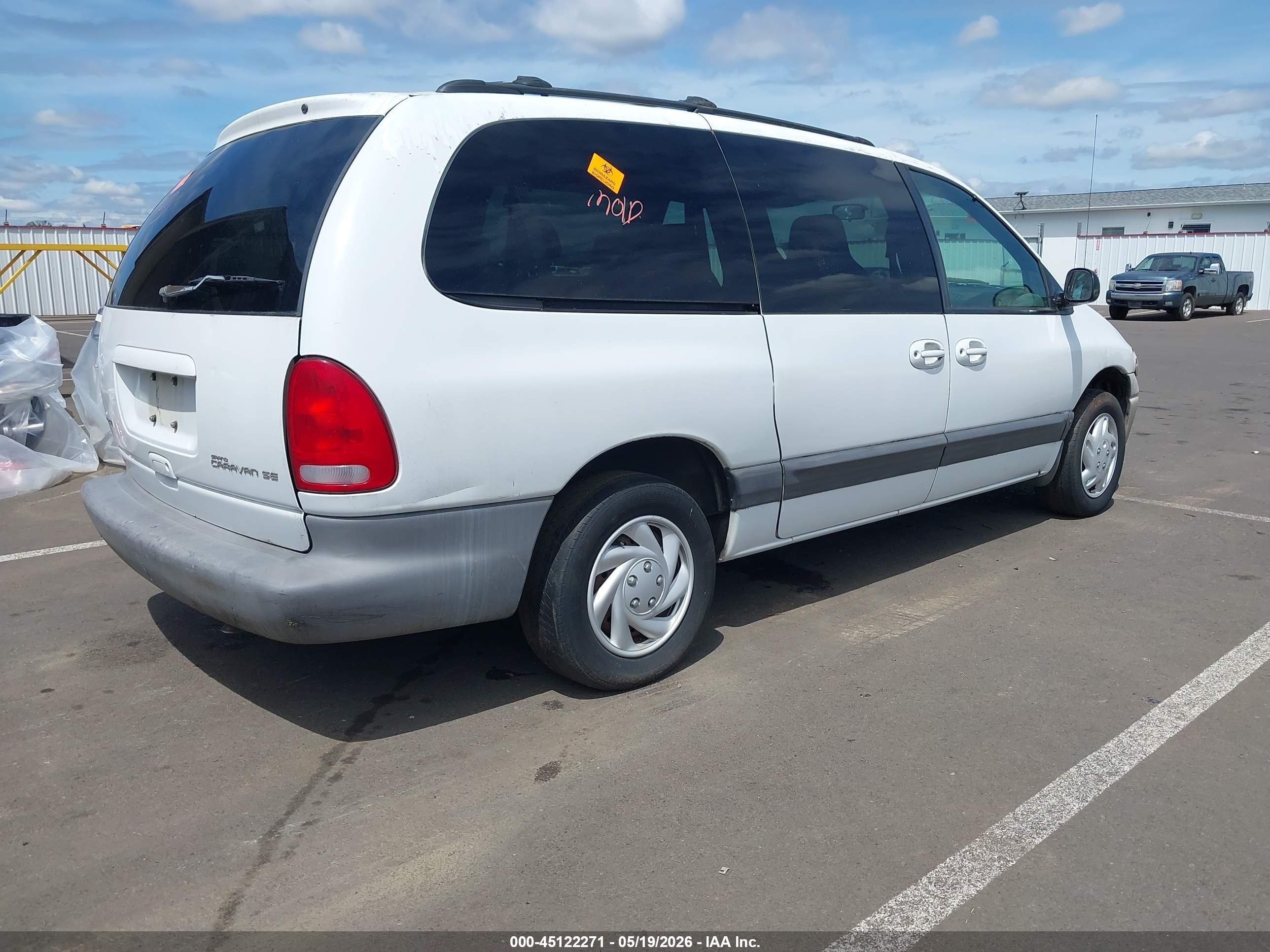 1999 Dodge Grand Caravan Se White vin: 1B4GP44R5XB590864