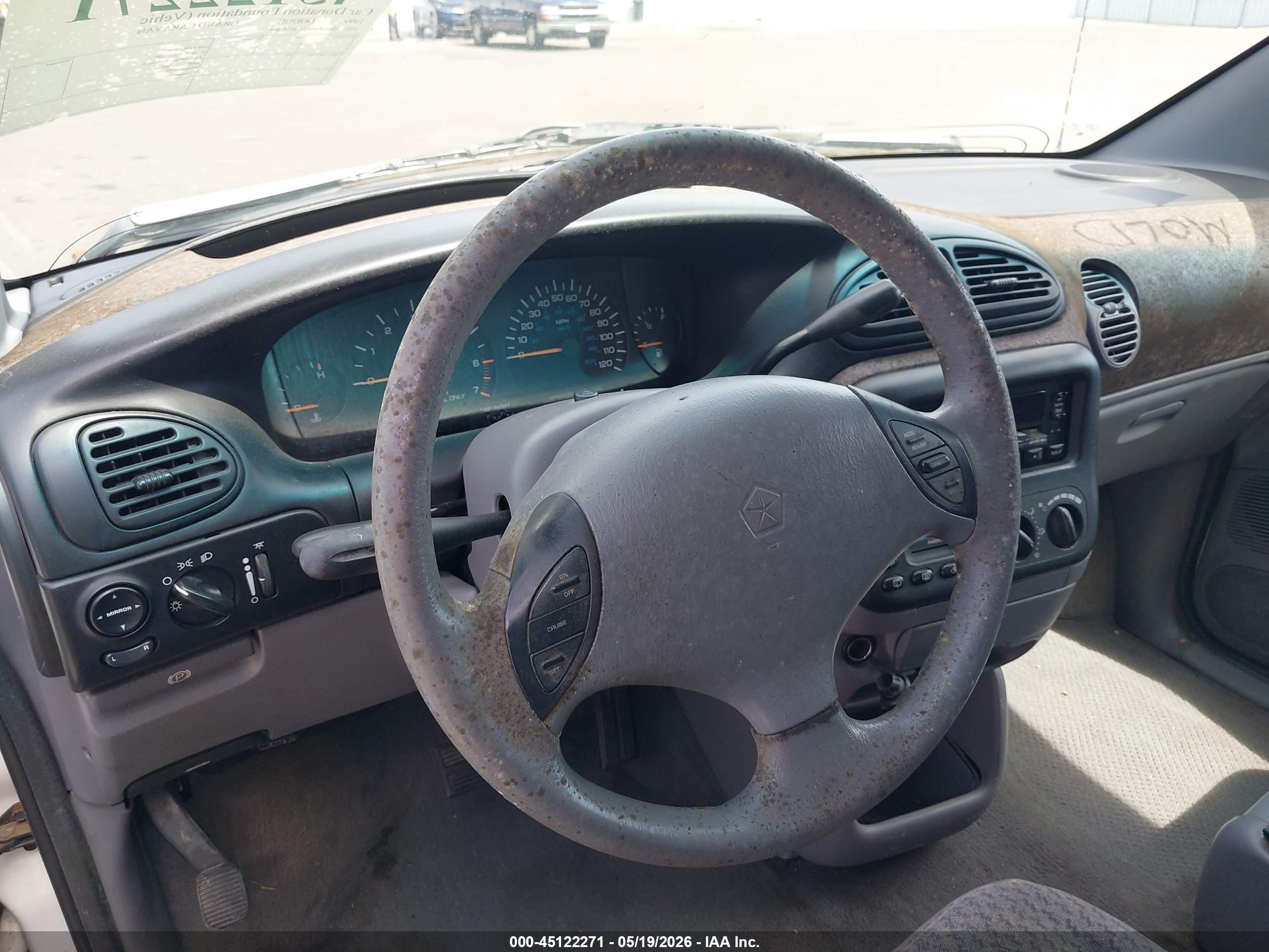 1999 Dodge Grand Caravan Se White vin: 1B4GP44R5XB590864