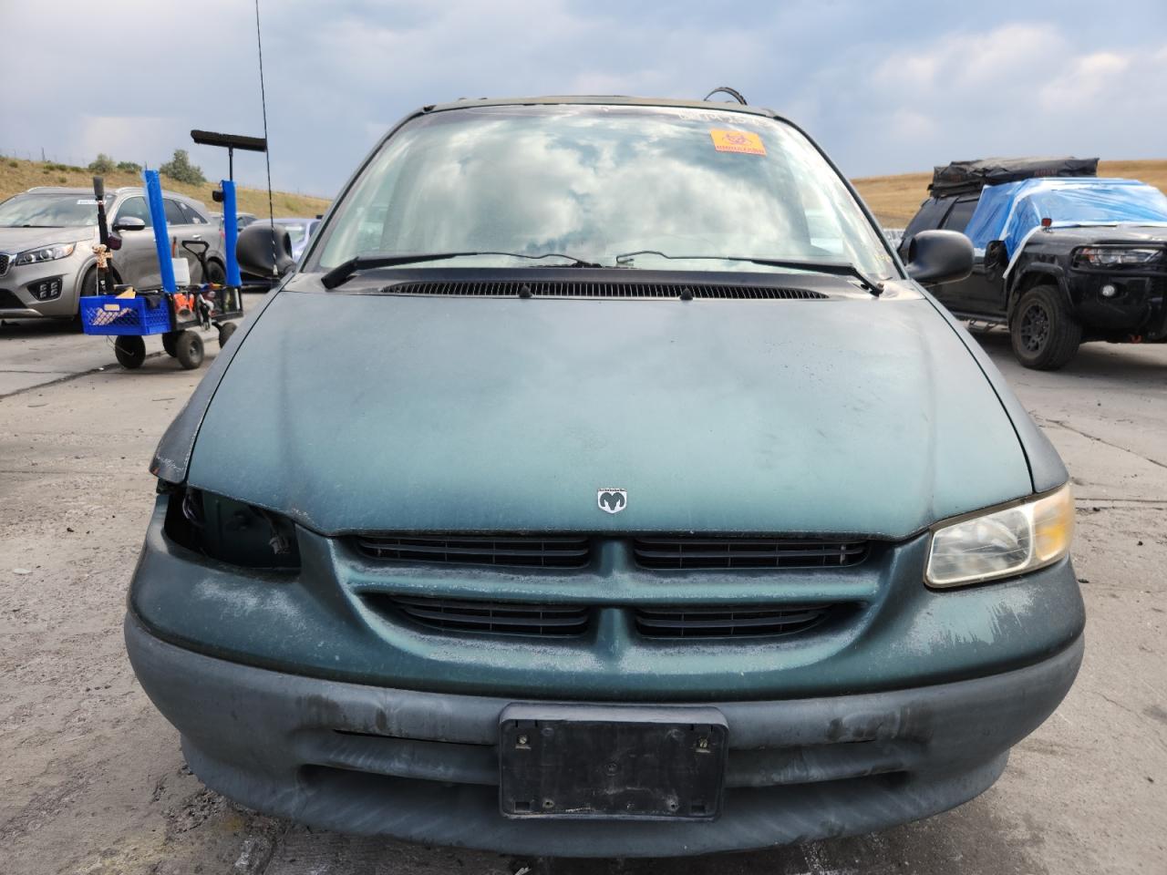 1997 Dodge Grand Caravan Se Green vin: 1B4GP44R7VB368758