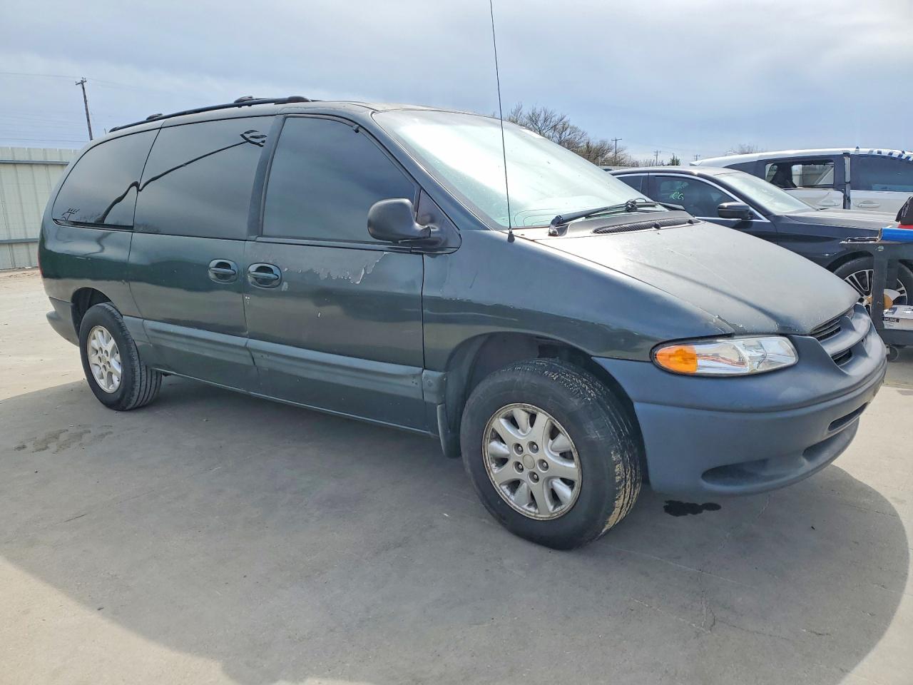 2000 Dodge Grand Caravan Se Green vin: 1B4GP44R8YB729662
