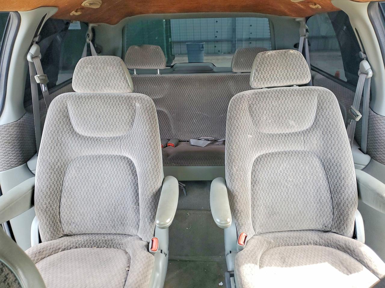 2000 Dodge Grand Caravan Se Green vin: 1B4GP44R8YB729662