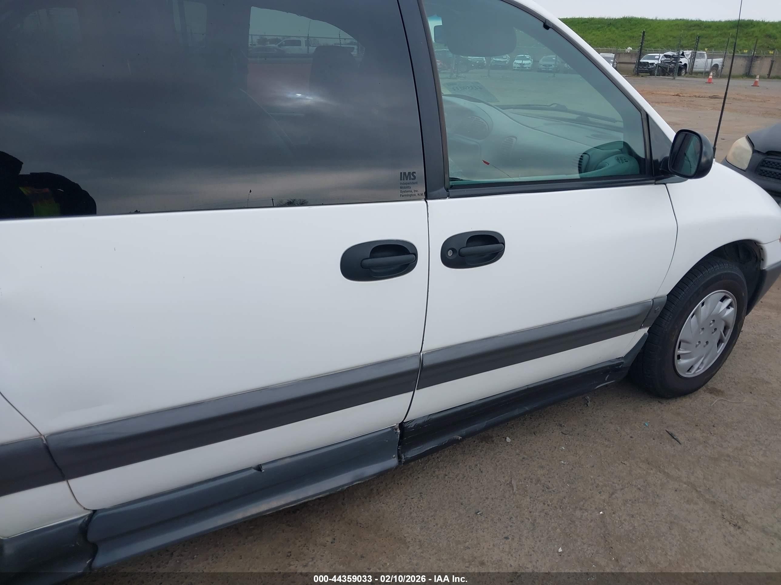 1996 Dodge Grand Caravan Se Белый vin: 1B4GP44R9TB148227