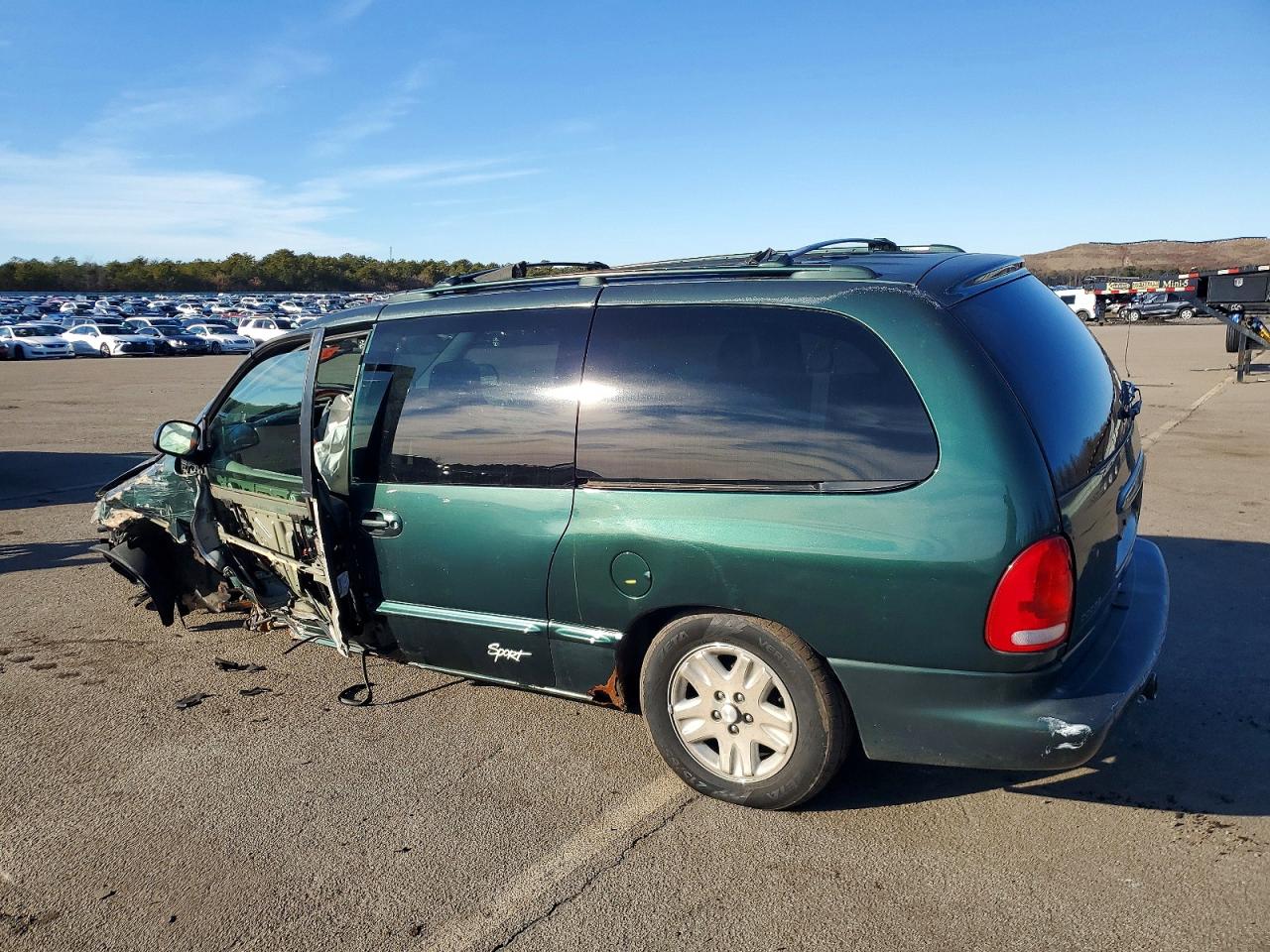 1997 Dodge Grand Caravan Se Зеленый vin: 1B4GP44R9VB394357