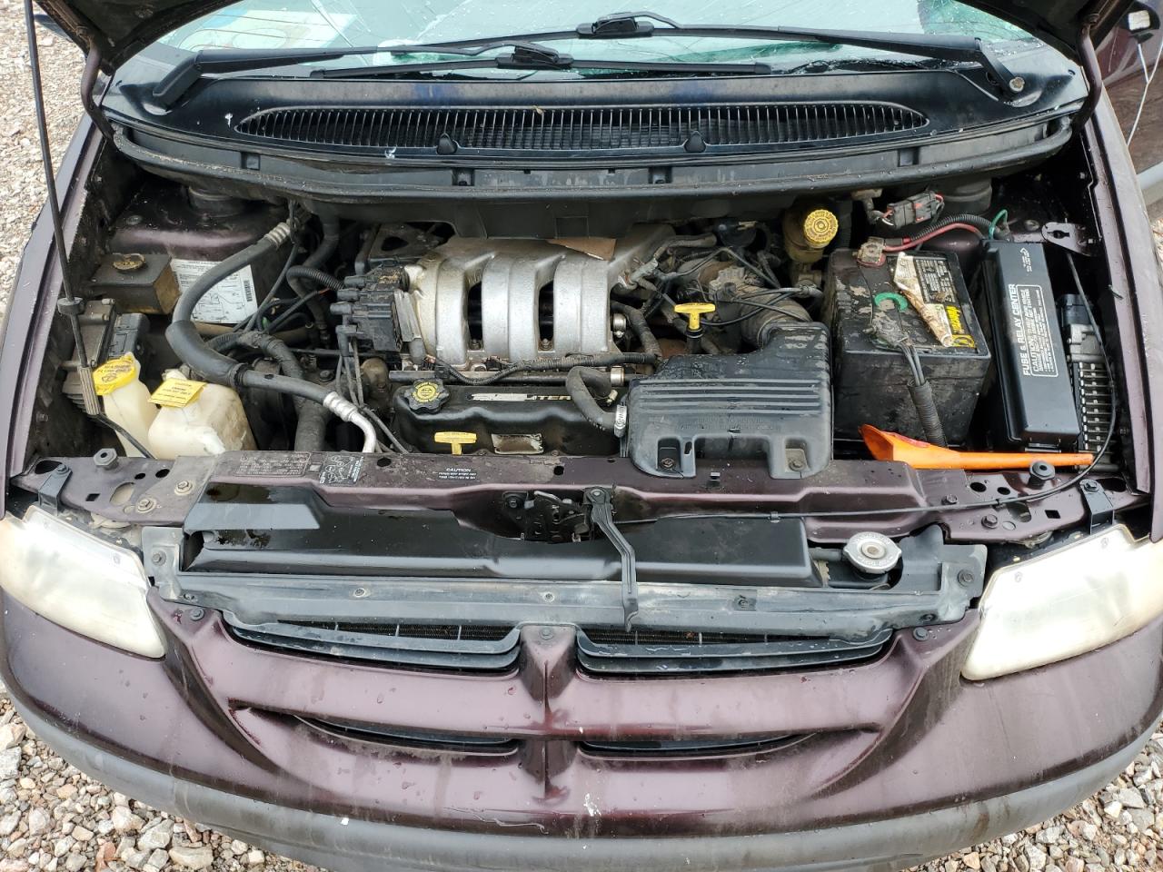 1997 Dodge Grand Caravan Se Maroon vin: 1B4GP44R9VB455206