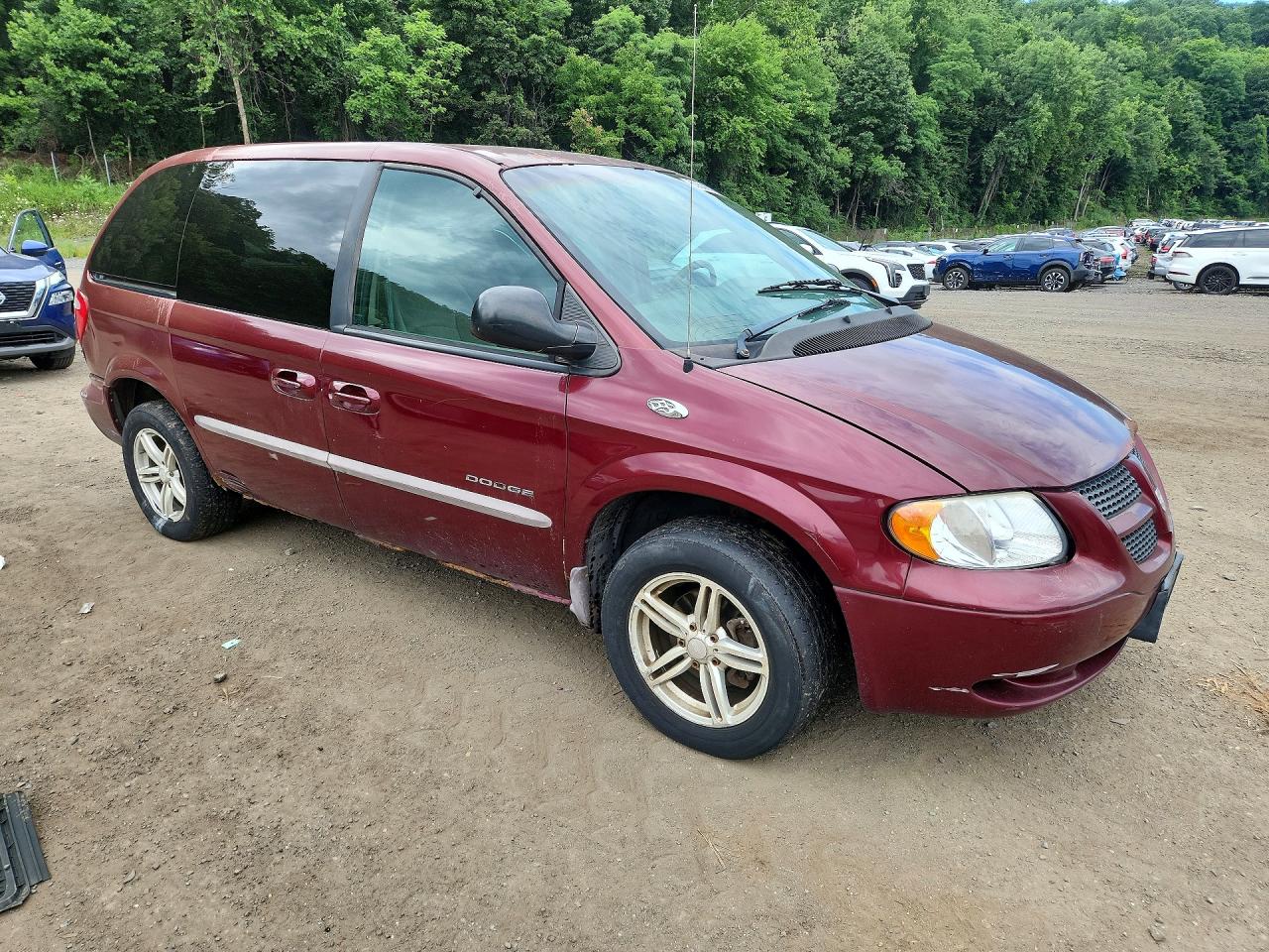 2001 Dodge Caravan Sport Red vin: 1B4GP45321B188530