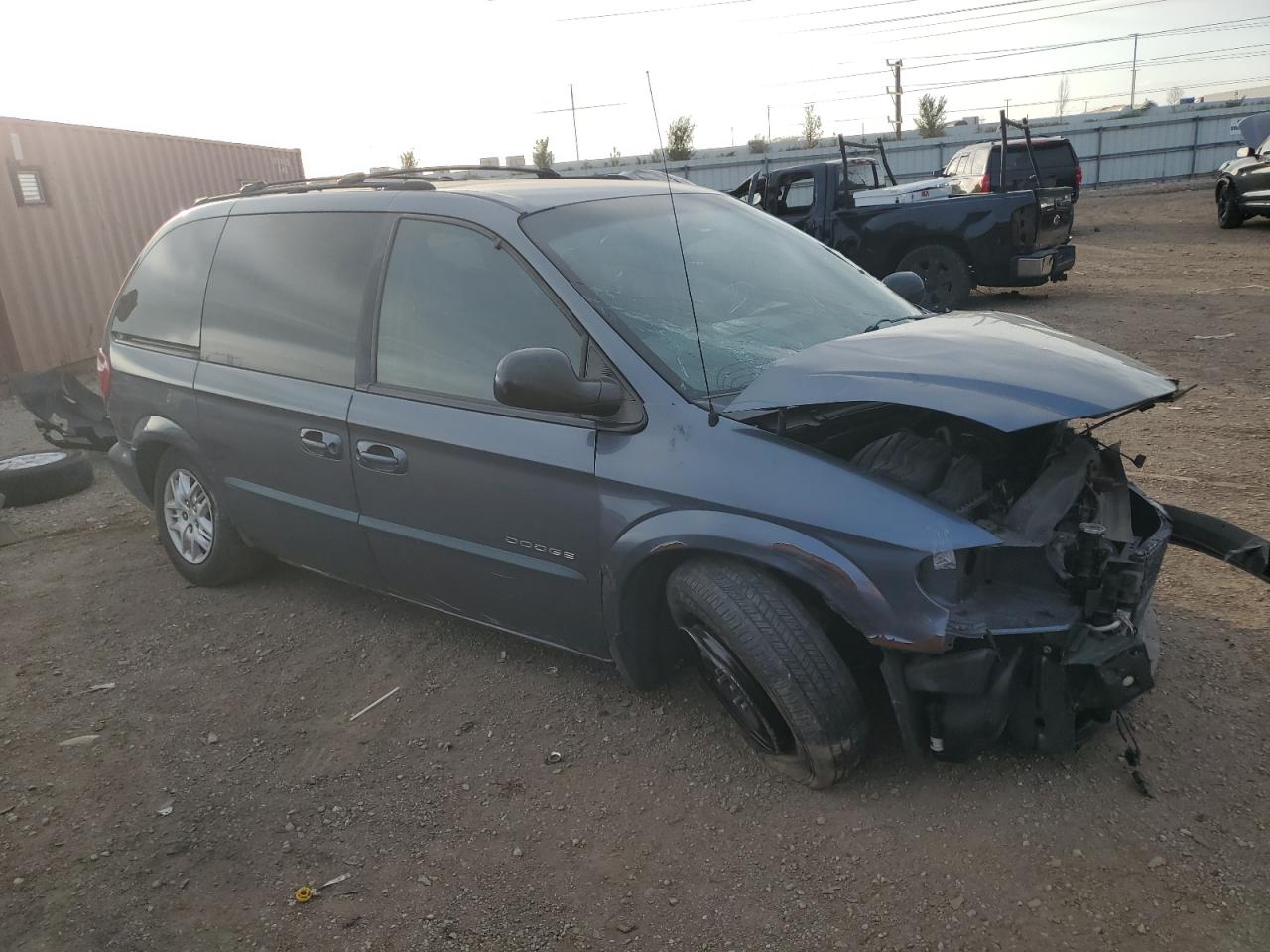 2001 Dodge Caravan Blue vin: 1B4GP45331B144682