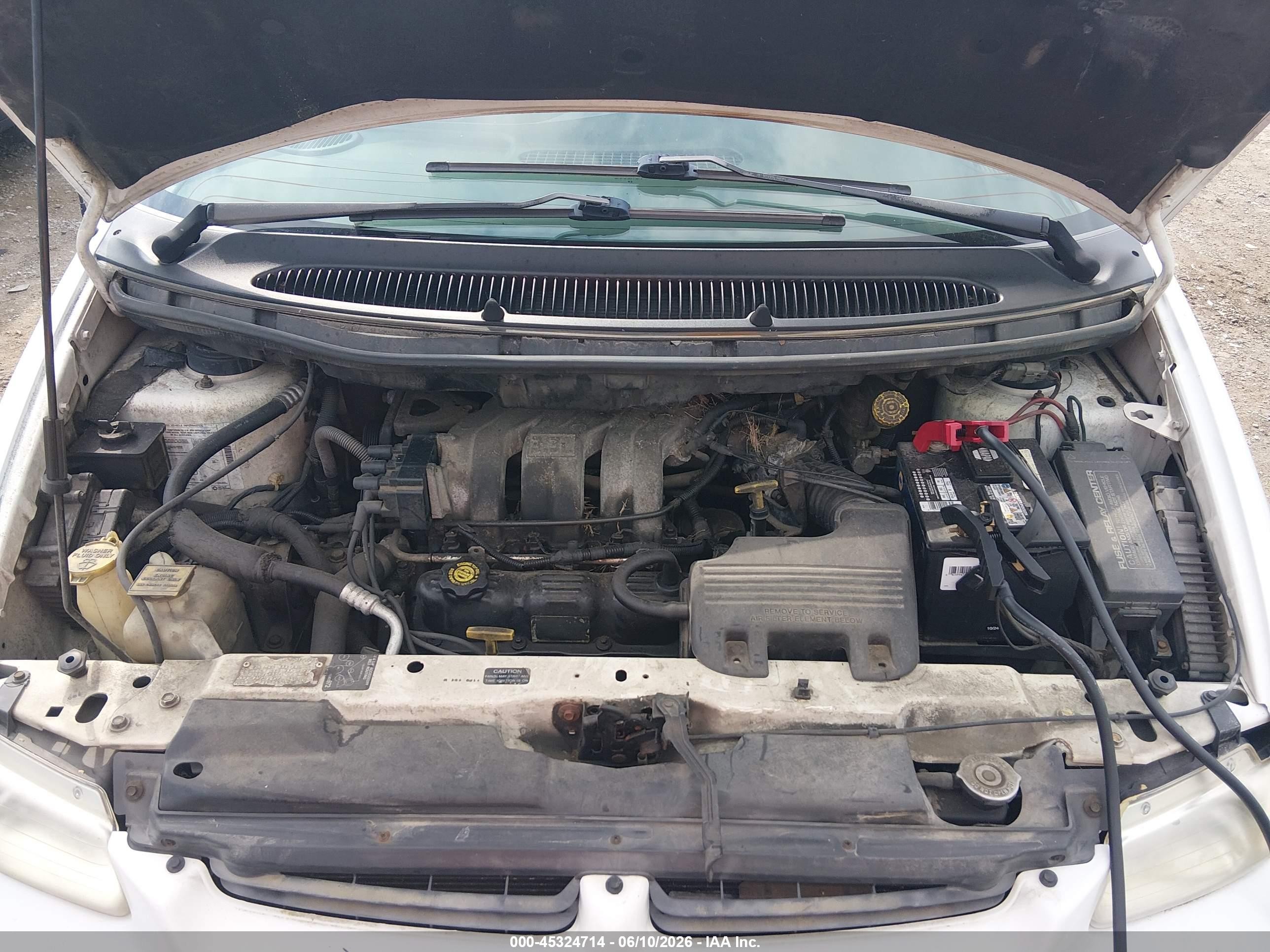 1999 Dodge Caravan Se White vin: 1B4GP45G2XB885899