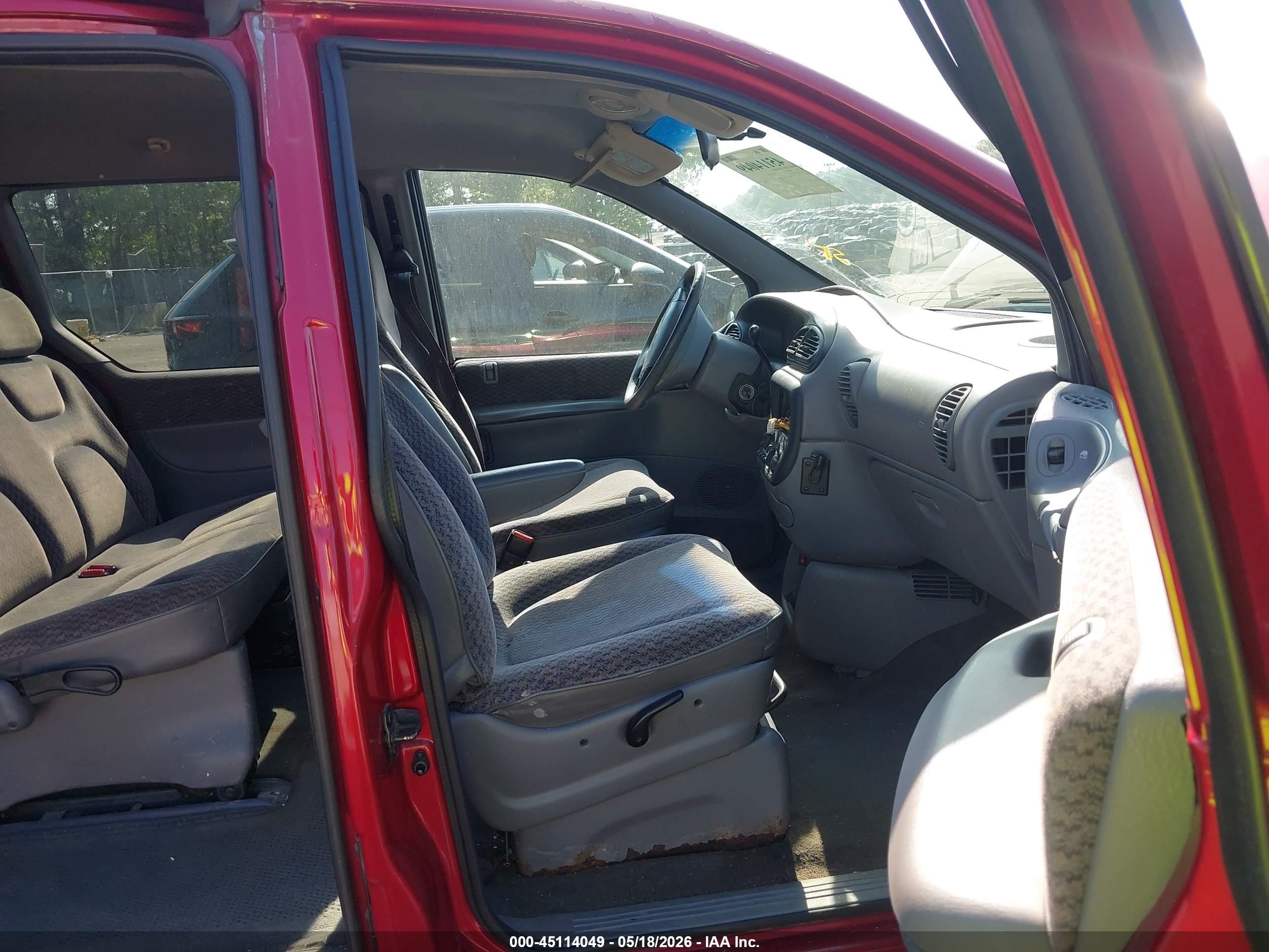 1999 Dodge Caravan Se Red vin: 1B4GP45G6XB573102