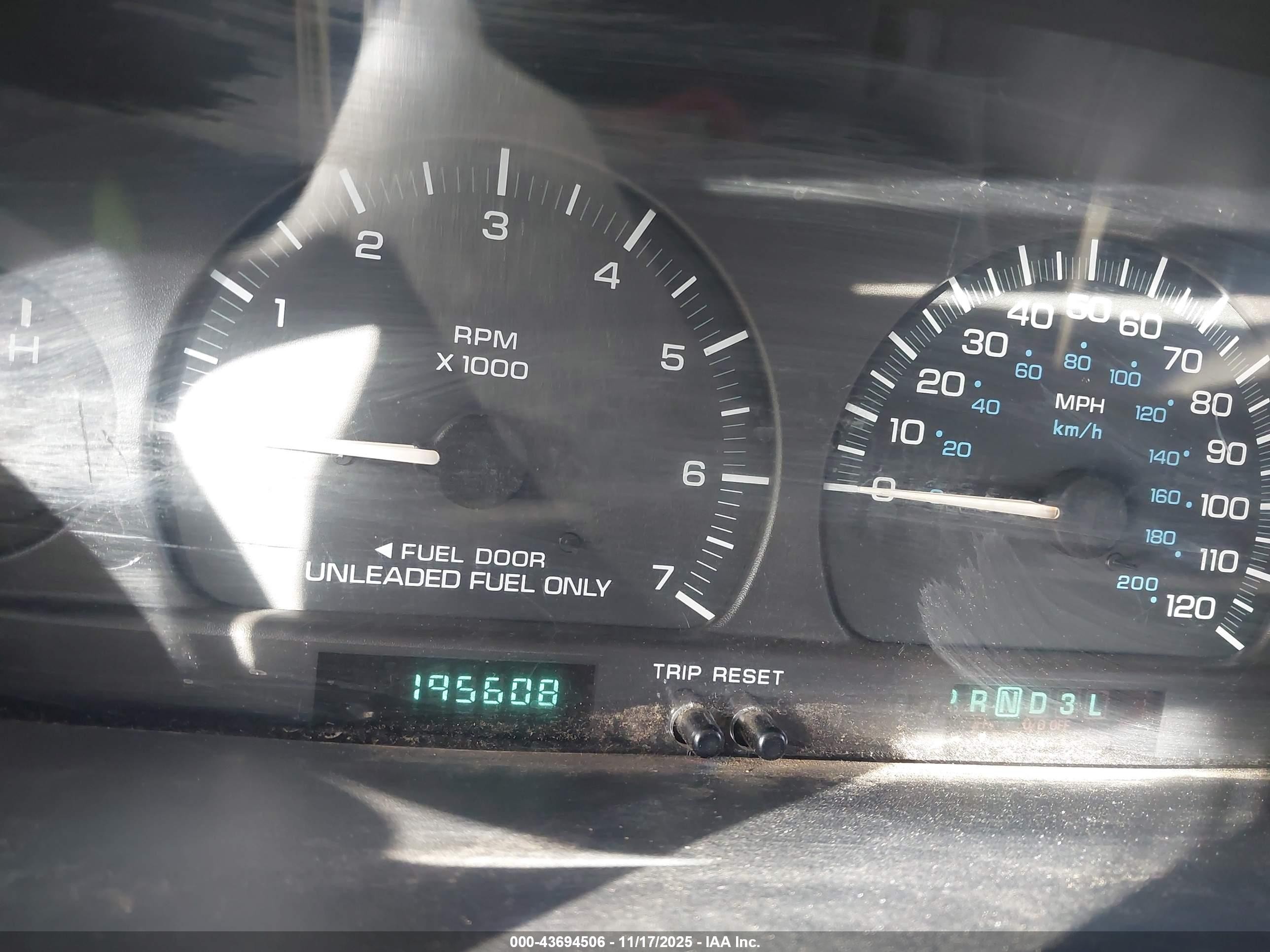 1999 Dodge Caravan Se Green vin: 1B4GP45G9XB591643
