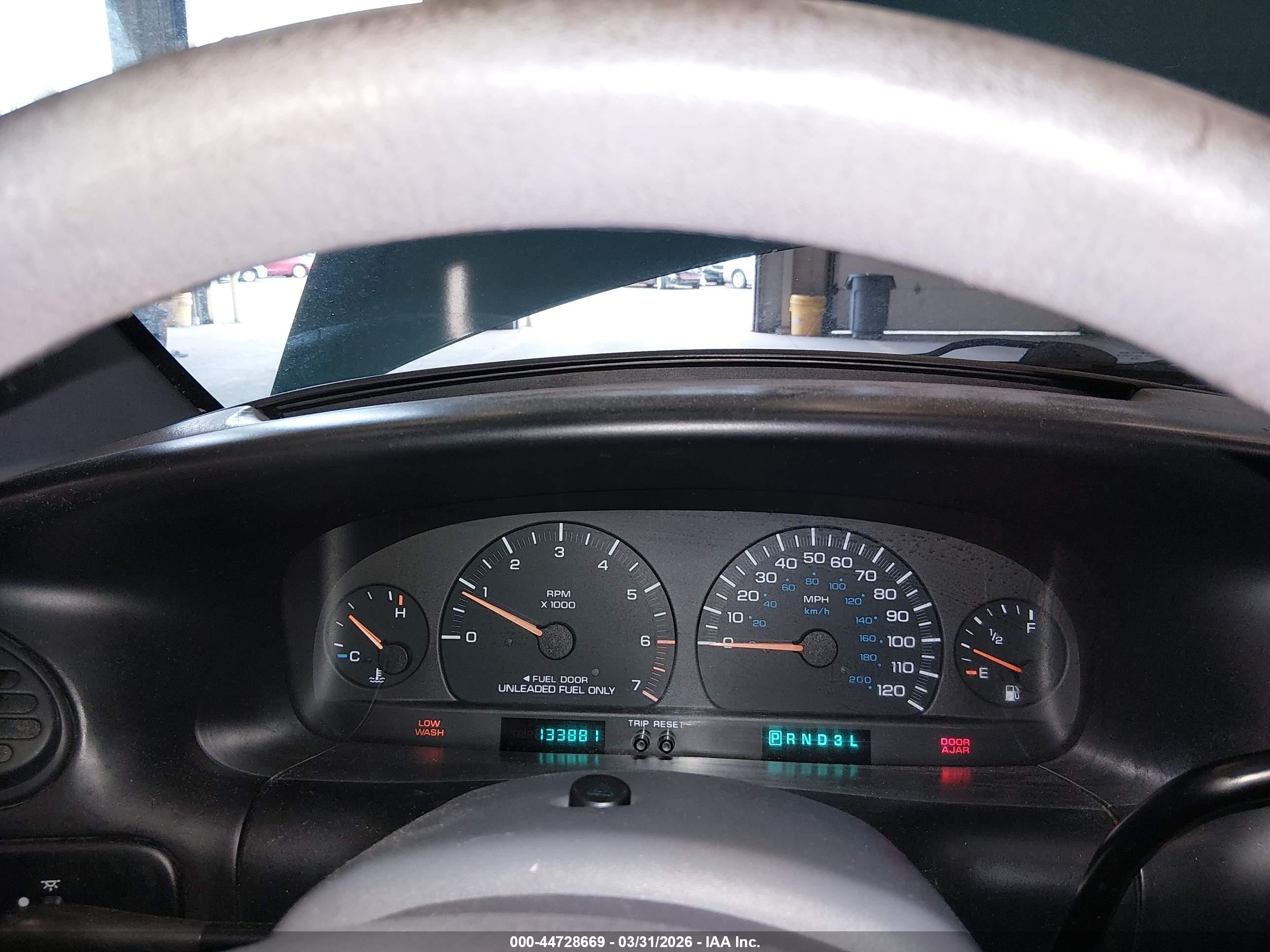 1998 Dodge Caravan Se Light Blue vin: 1B4GP45R2WB721570