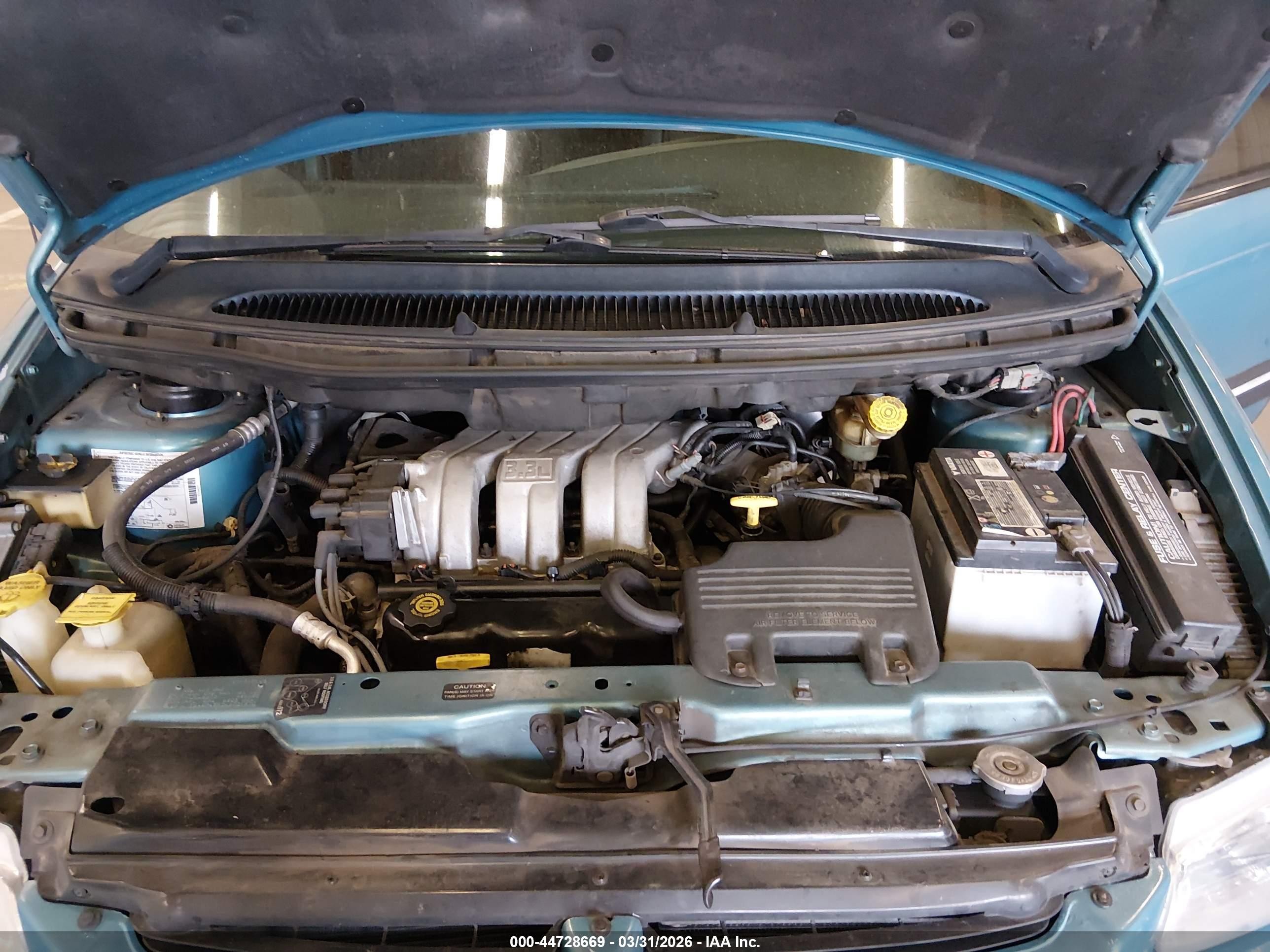 1998 Dodge Caravan Se Light Blue vin: 1B4GP45R2WB721570