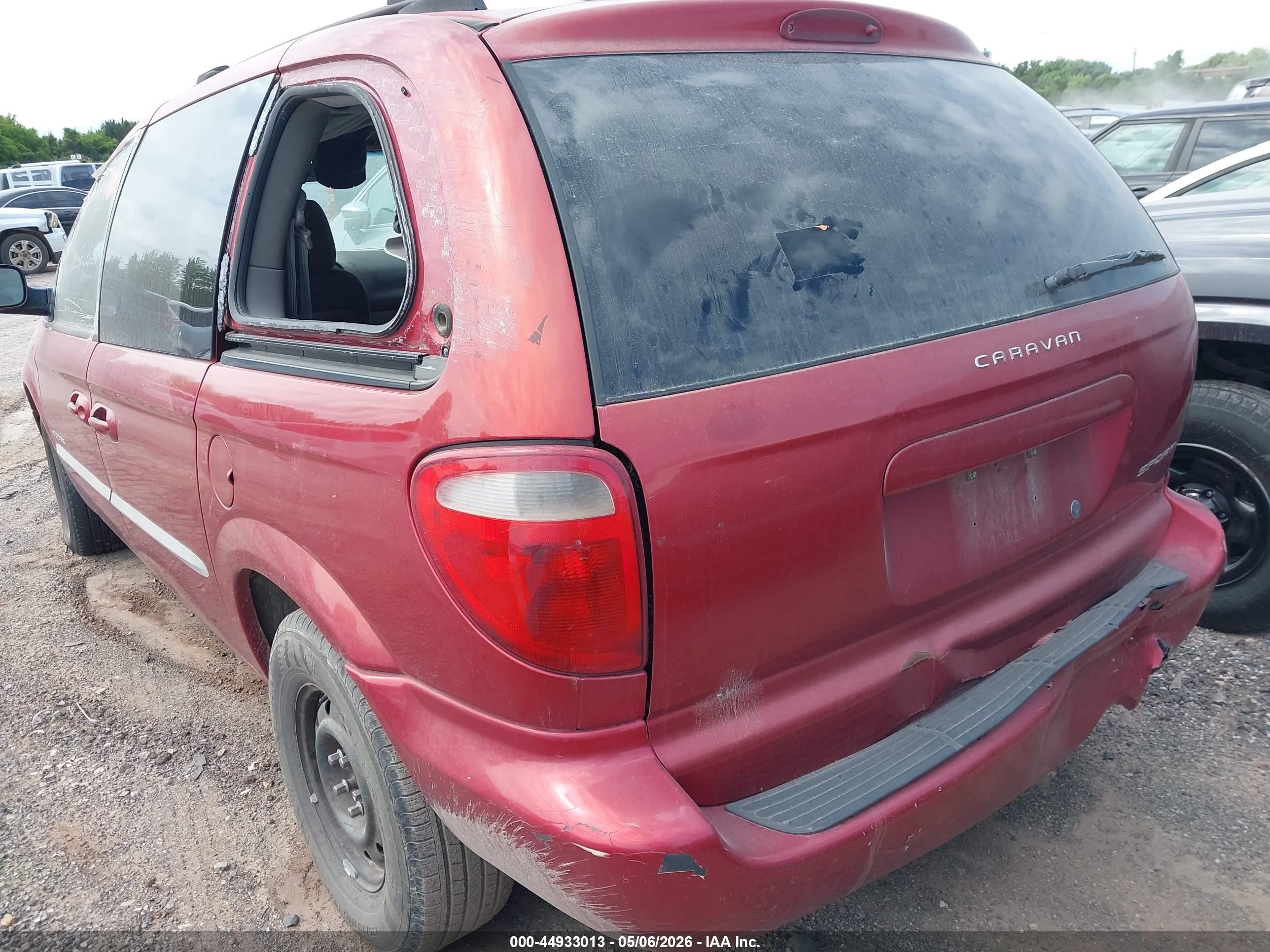 2001 Dodge Caravan Sport Red vin: 1B4GP45R31B142306