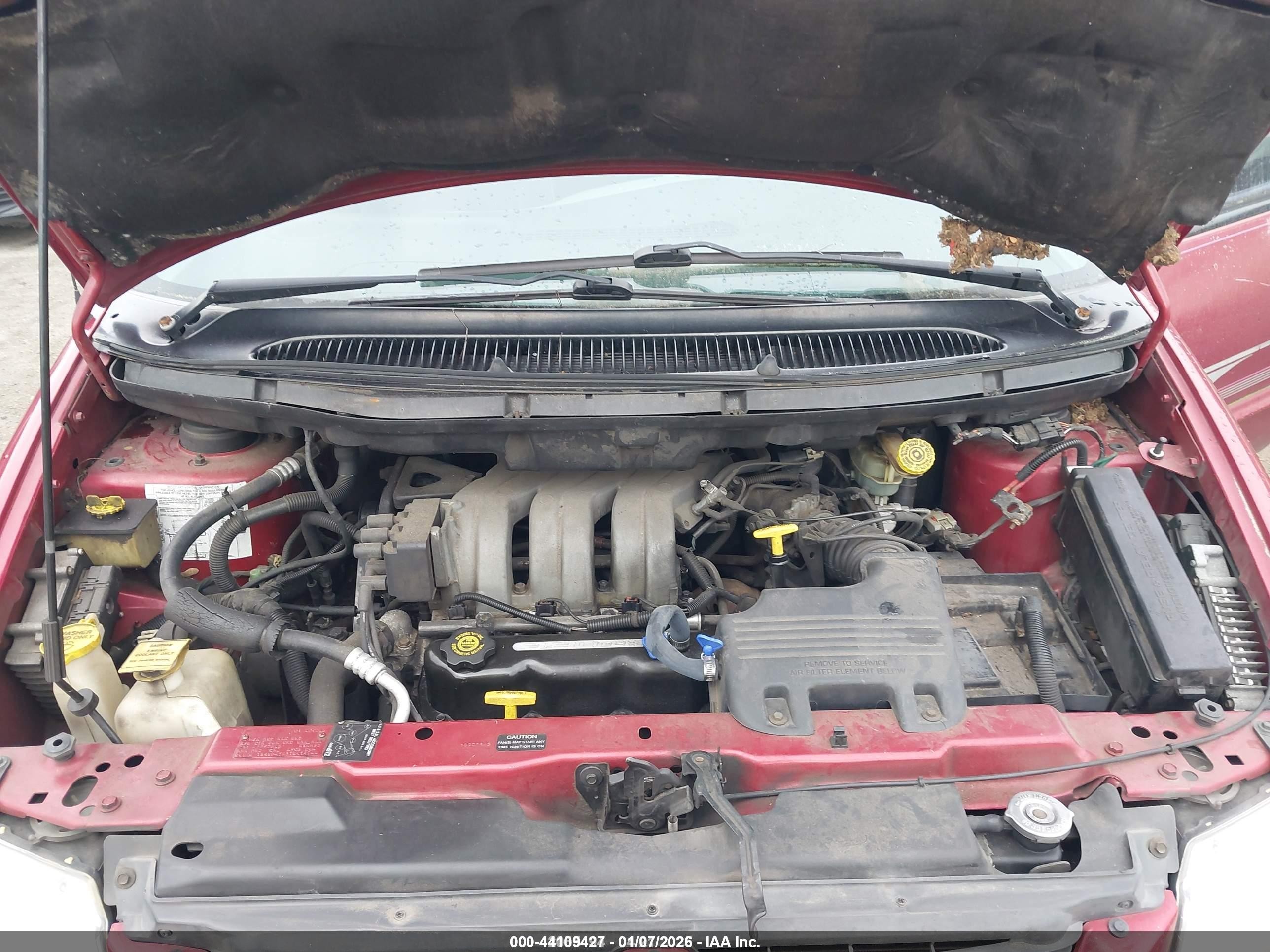 1996 Dodge Caravan Se/sport Red vin: 1B4GP45R3TB414744