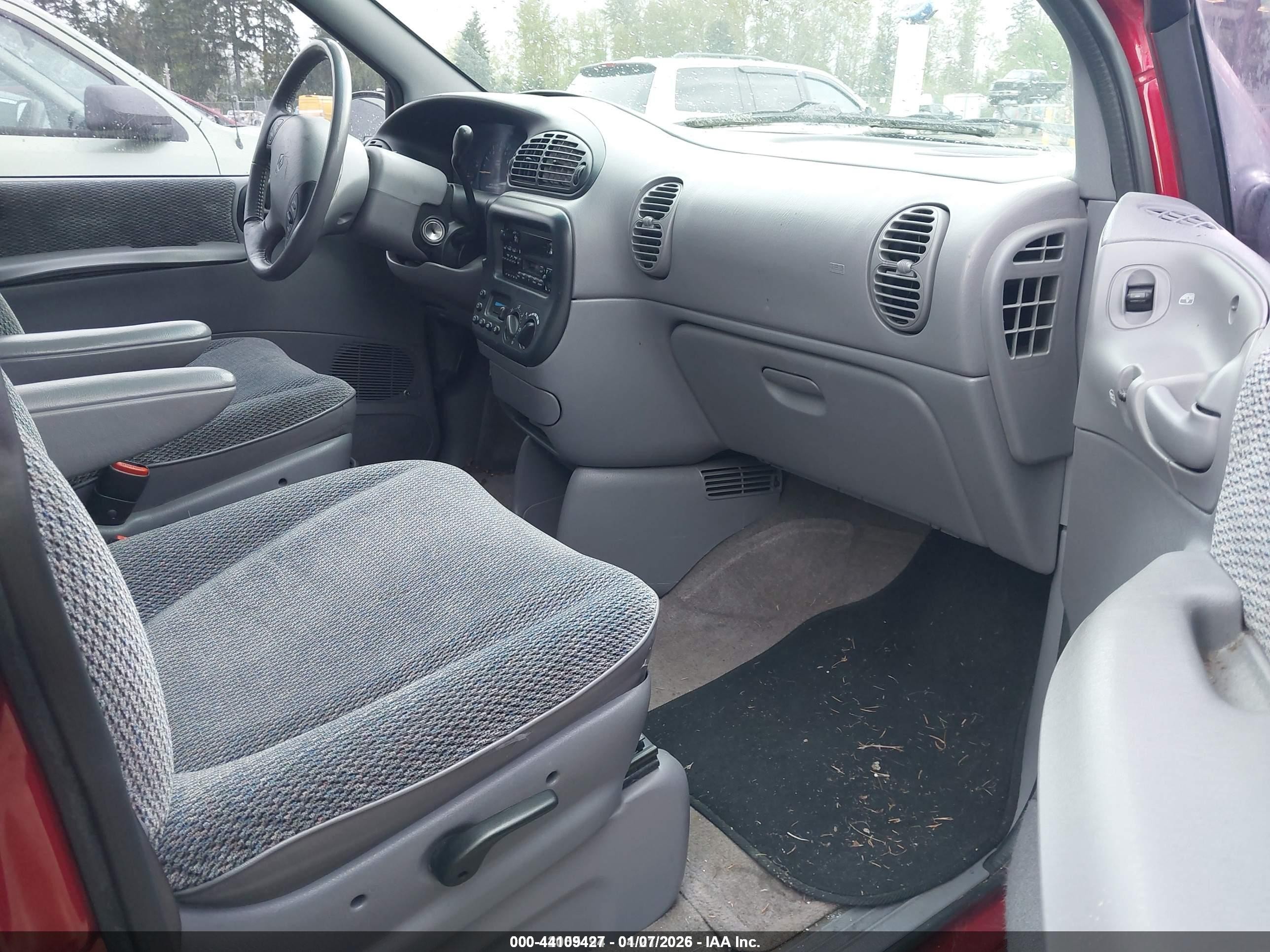 1996 Dodge Caravan Se/sport Red vin: 1B4GP45R3TB414744