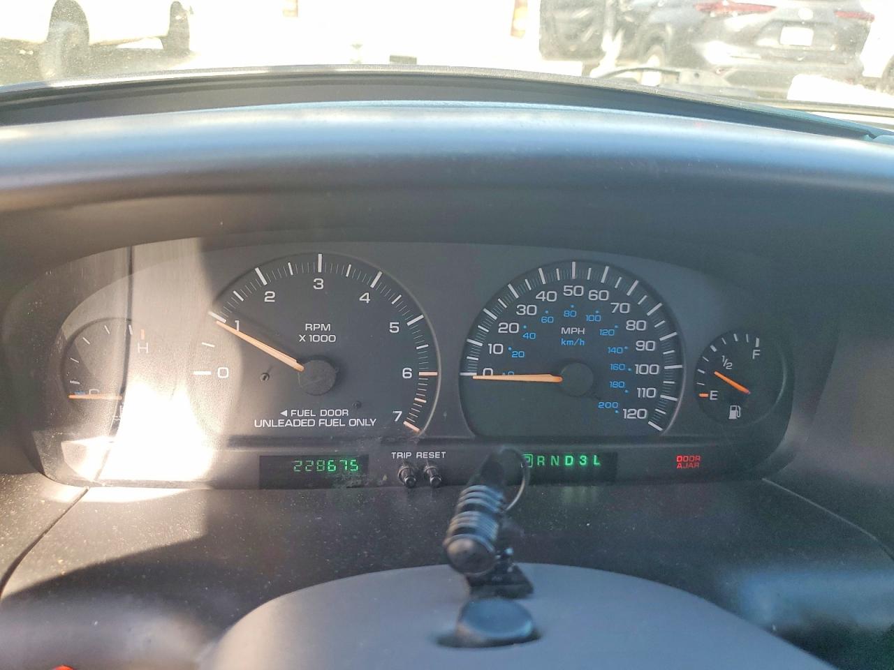 1998 Dodge Caravan Se White vin: 1B4GP45R5WB721532