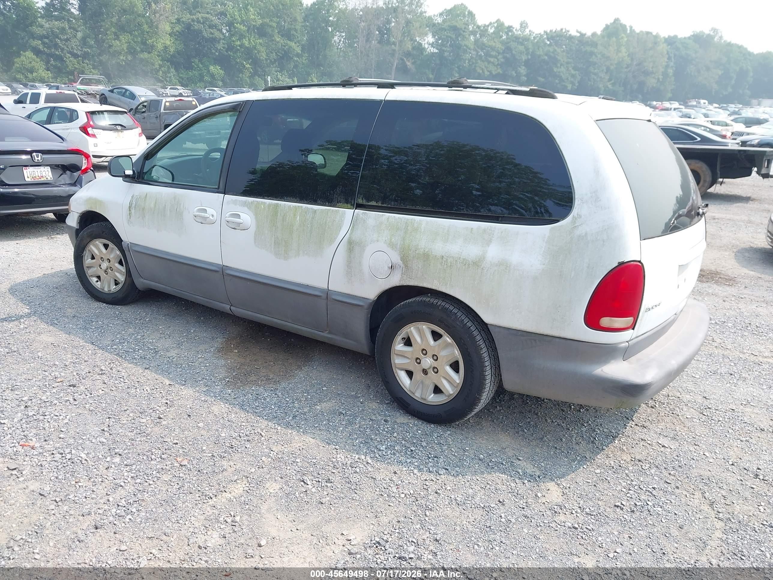 1996 Dodge Grand Caravan Le/es Белый vin: 1B4GP54L3TB444586