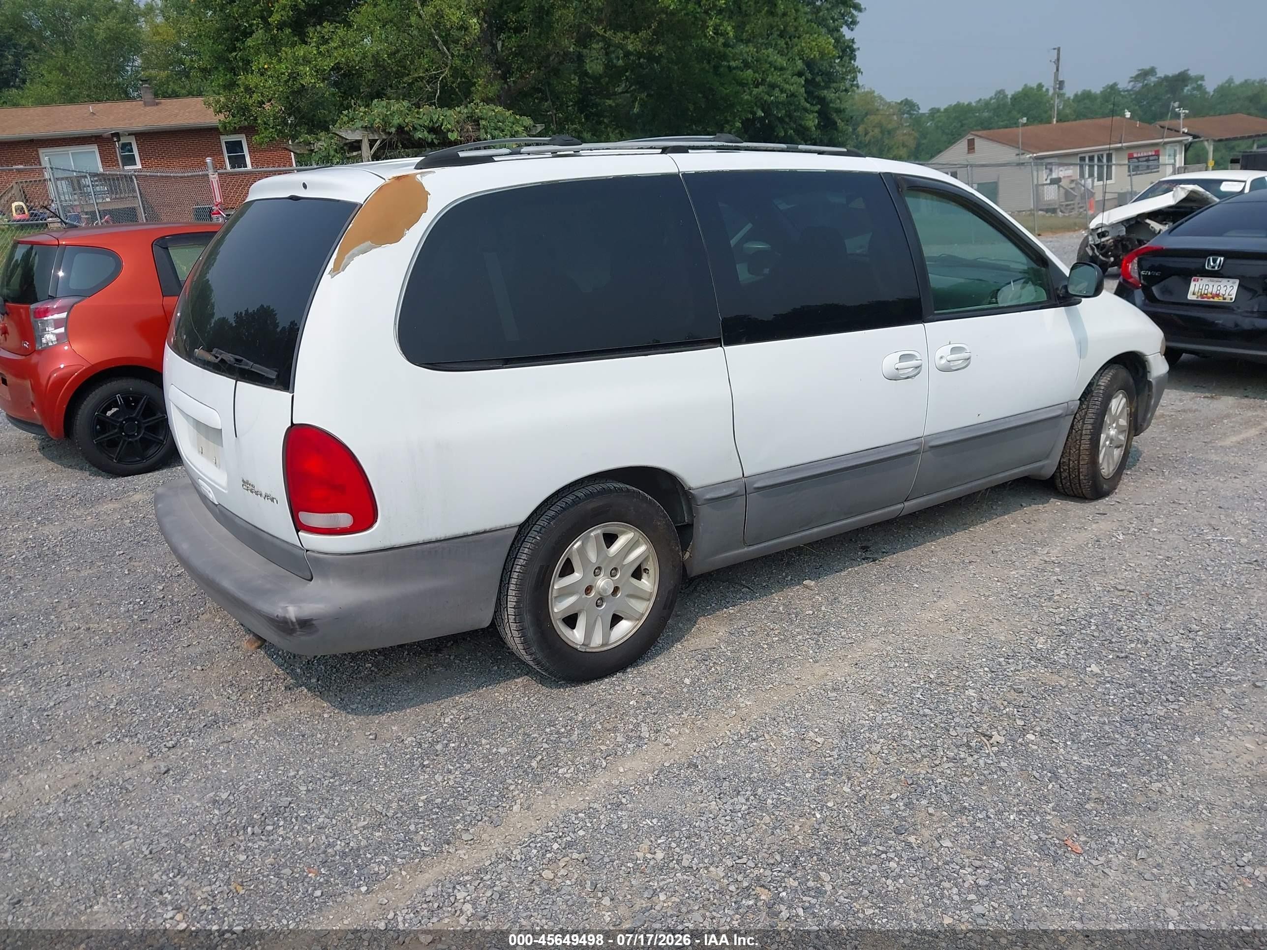 1996 Dodge Grand Caravan Le/es Белый vin: 1B4GP54L3TB444586