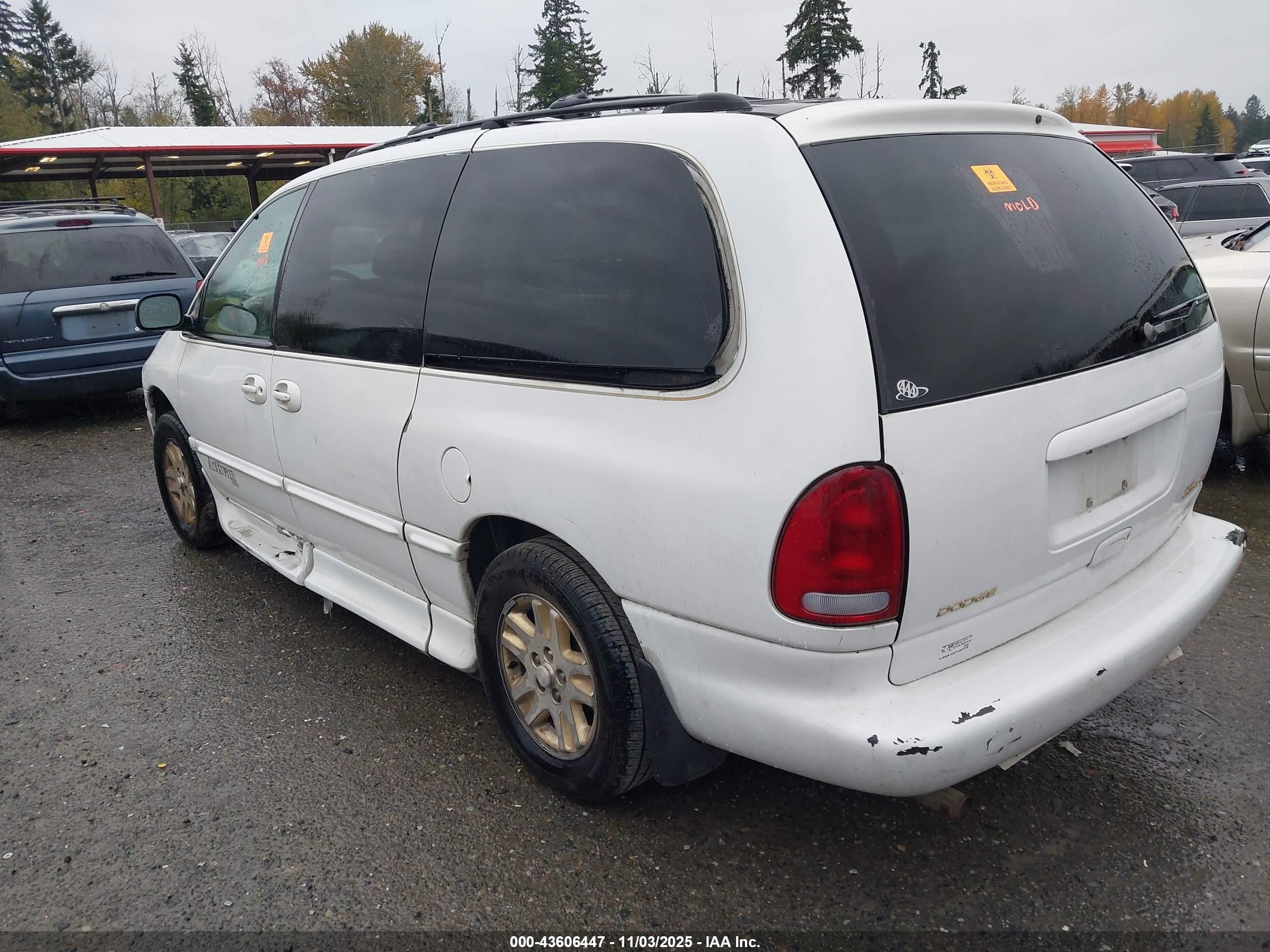 1996 Dodge Grand Caravan Le/es Белый vin: 1B4GP54L4TB393941