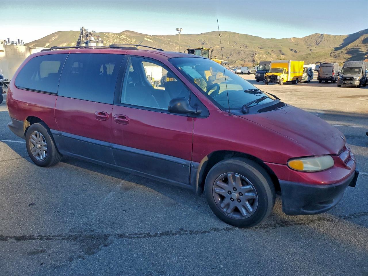 1997 Dodge Grand Caravan Le Бордовый vin: 1B4GP54L5VB380764