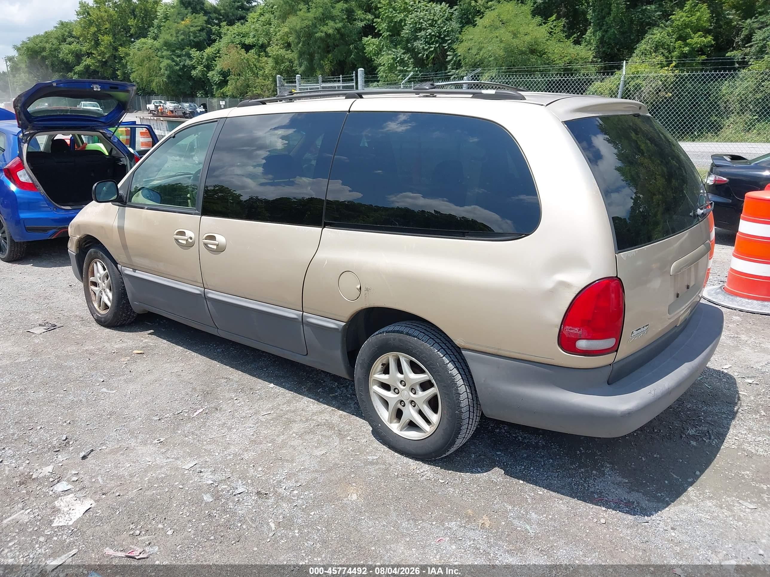 1999 Dodge Grand Caravan Le Gold vin: 1B4GP54L5XB897341