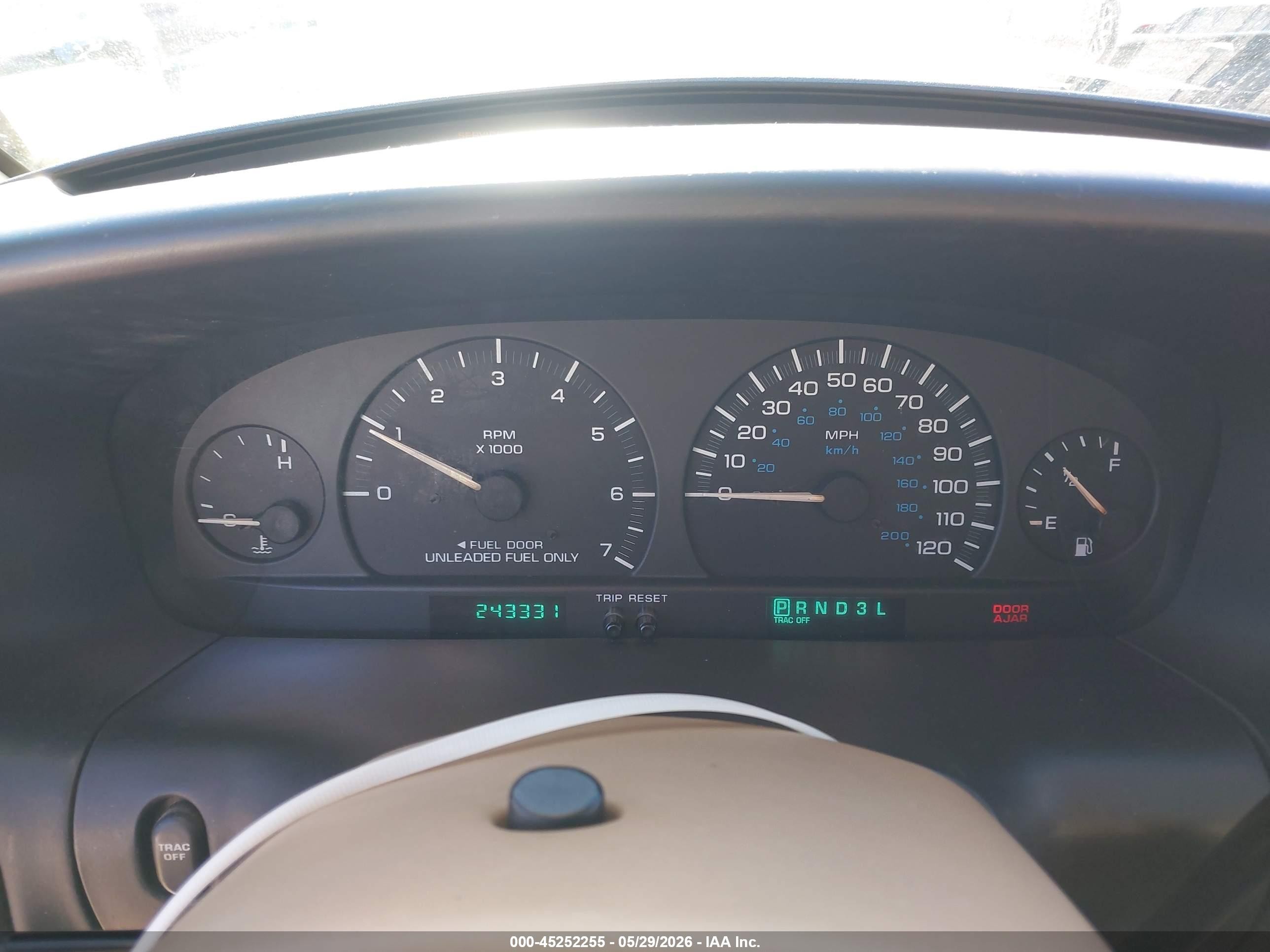 1997 Dodge Grand Caravan Es/le Green vin: 1B4GP54L9VB363014