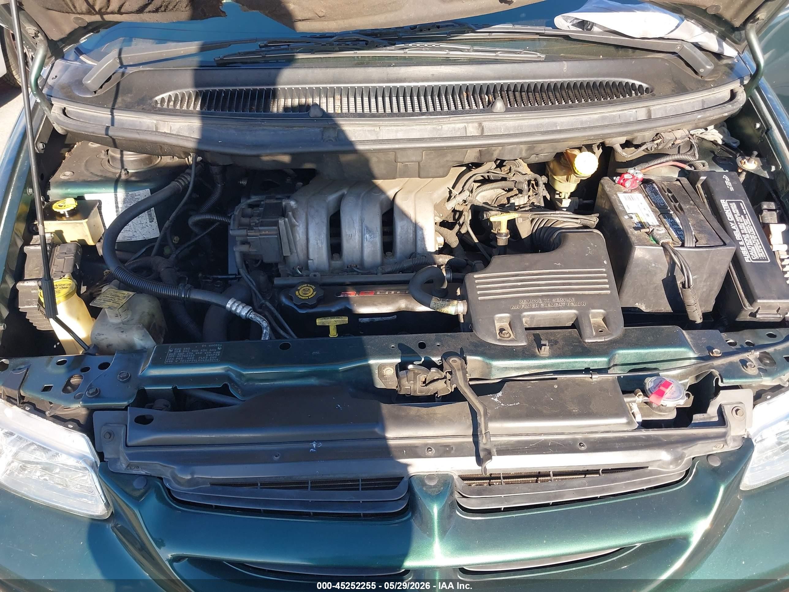 1997 Dodge Grand Caravan Es/le Green vin: 1B4GP54L9VB363014