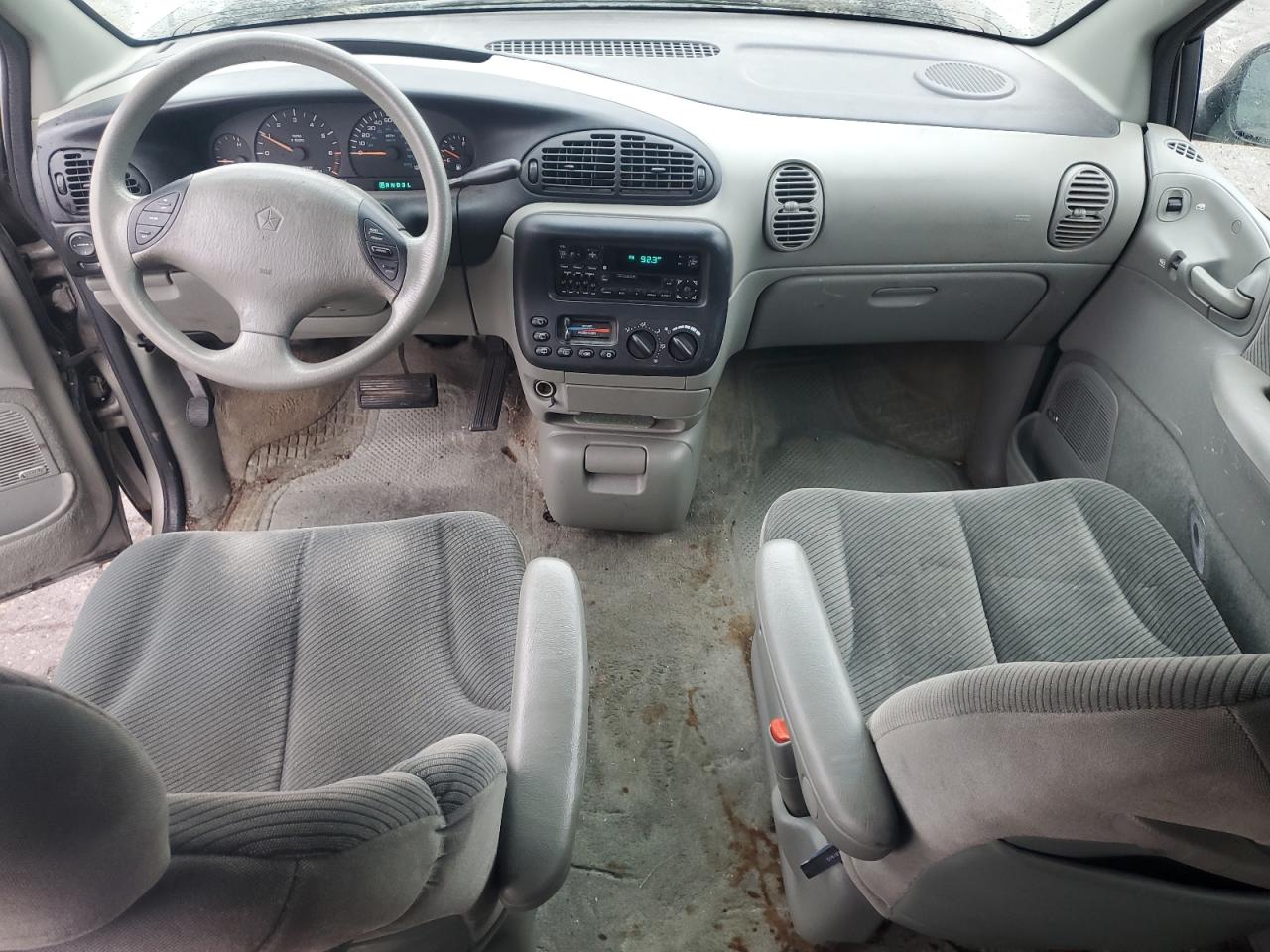 1997 Dodge Grand Caravan Le Silver vin: 1B4GP54R1VB448742