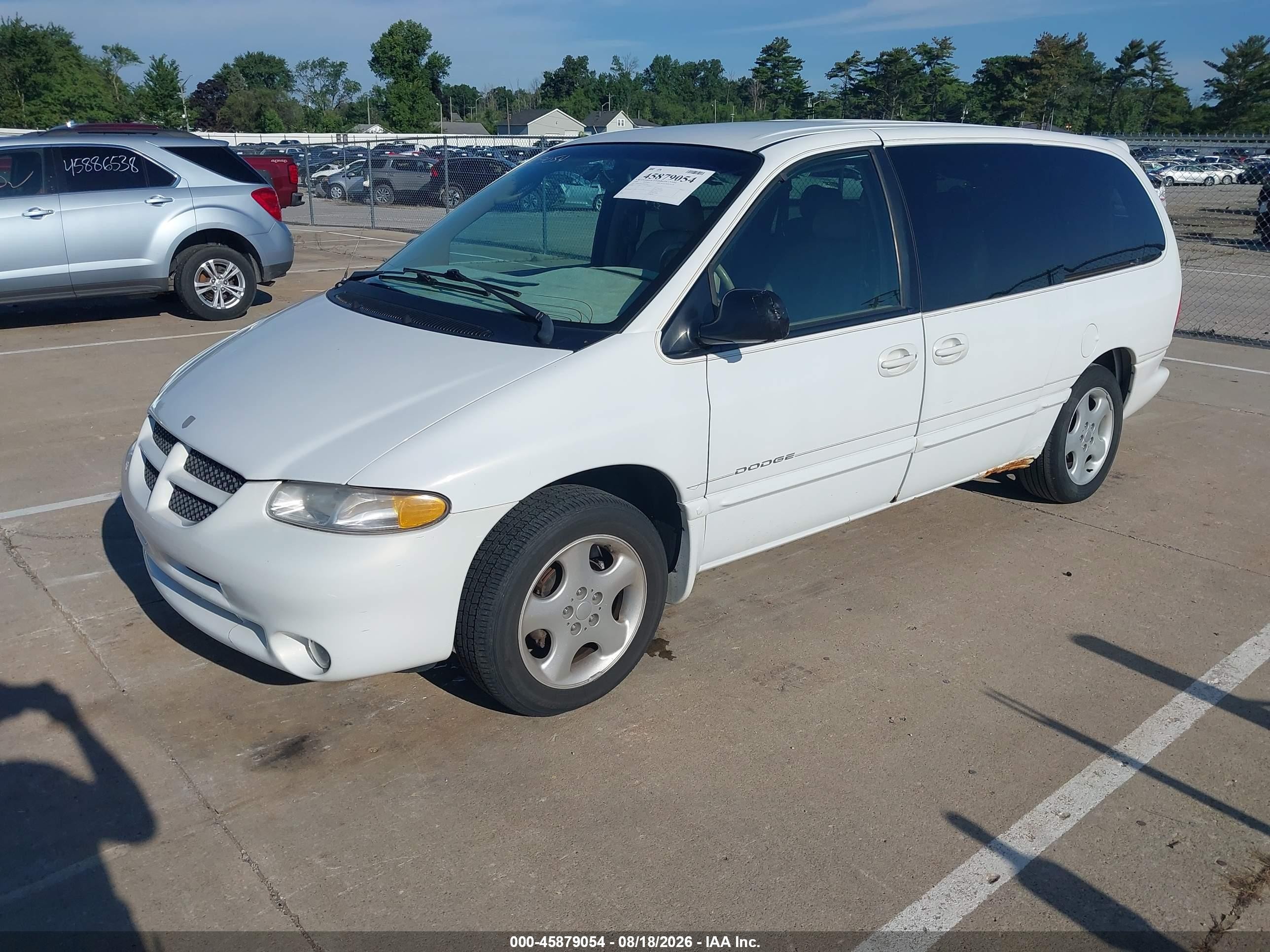 1999 Dodge Grand Caravan Es White vin: 1B4GP74L1XB621041