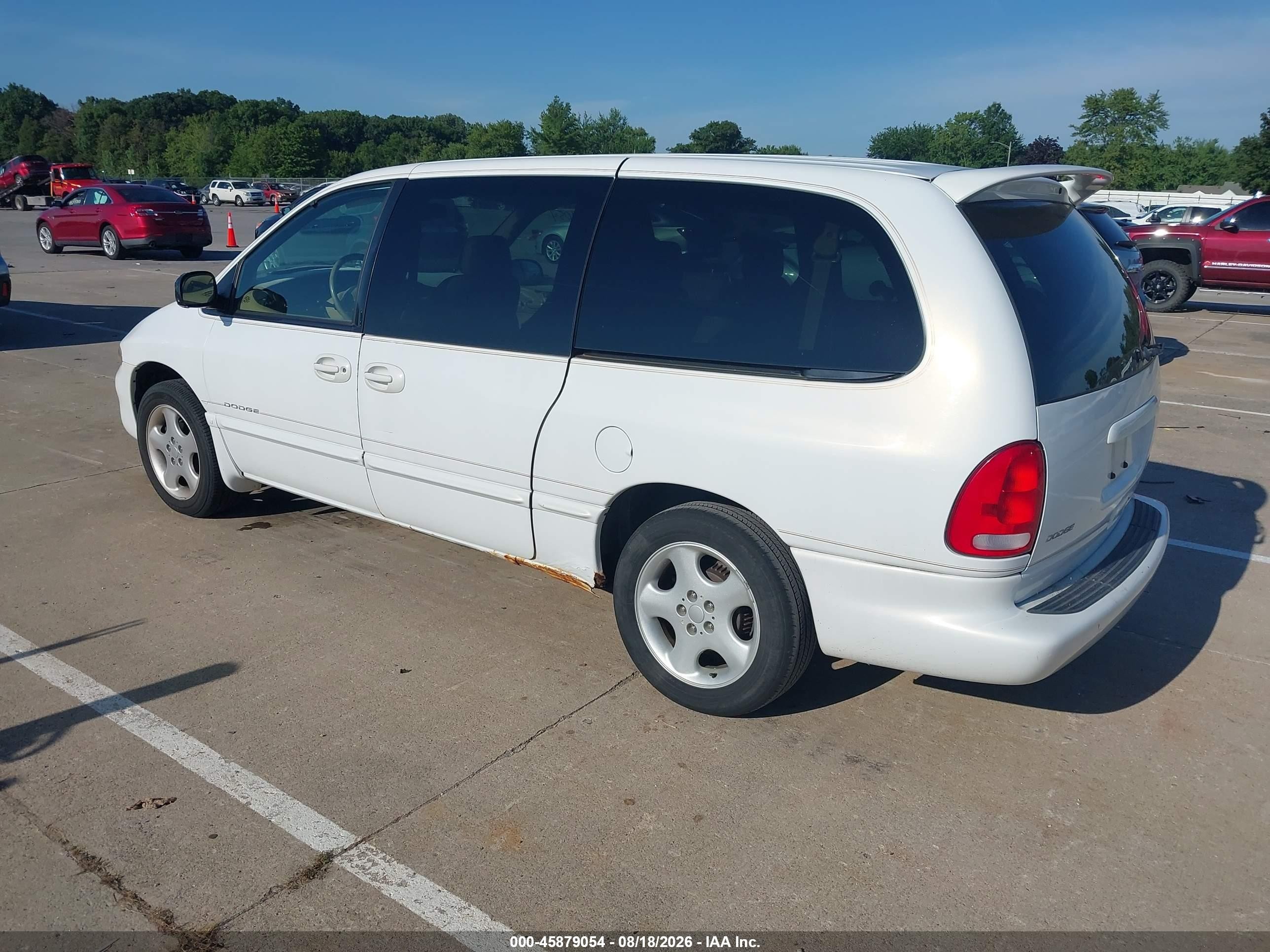 1999 Dodge Grand Caravan Es White vin: 1B4GP74L1XB621041